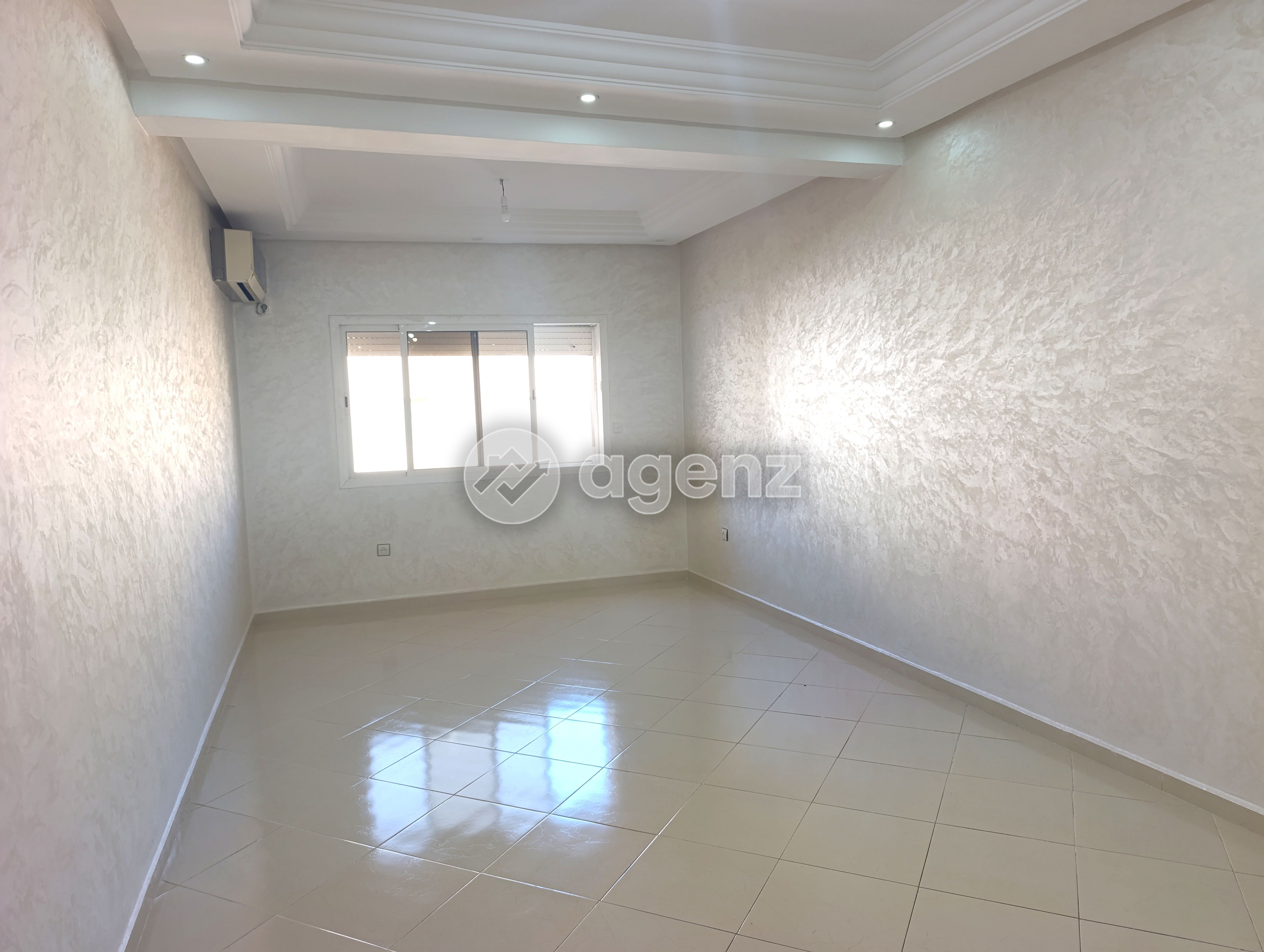 Appartement à vendre à Mimosas  — 2