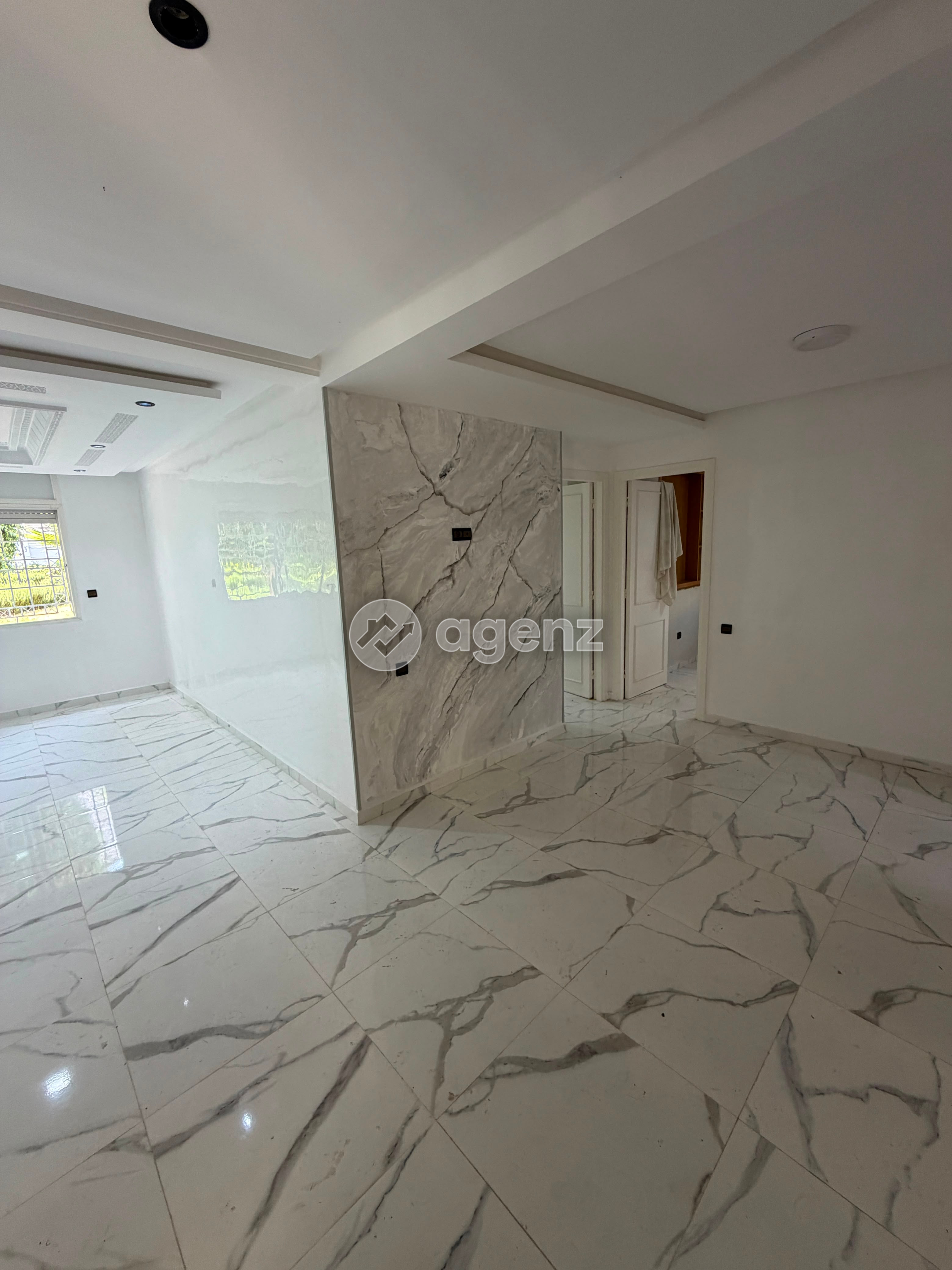Magnifique Appartement de 2 chambres à vendre à Oulad Mtaa