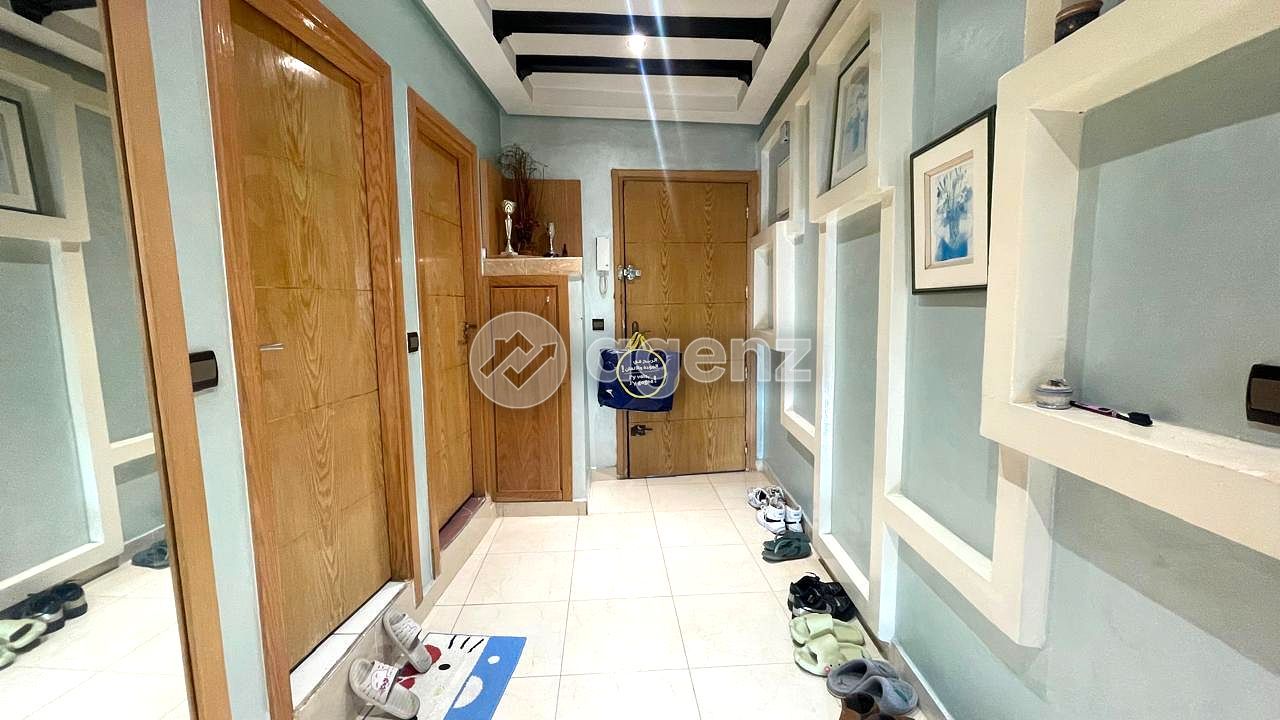 UN APPARTEMENT FAMILIAL SPACIEUX AU FORT POTENTIEL — 4