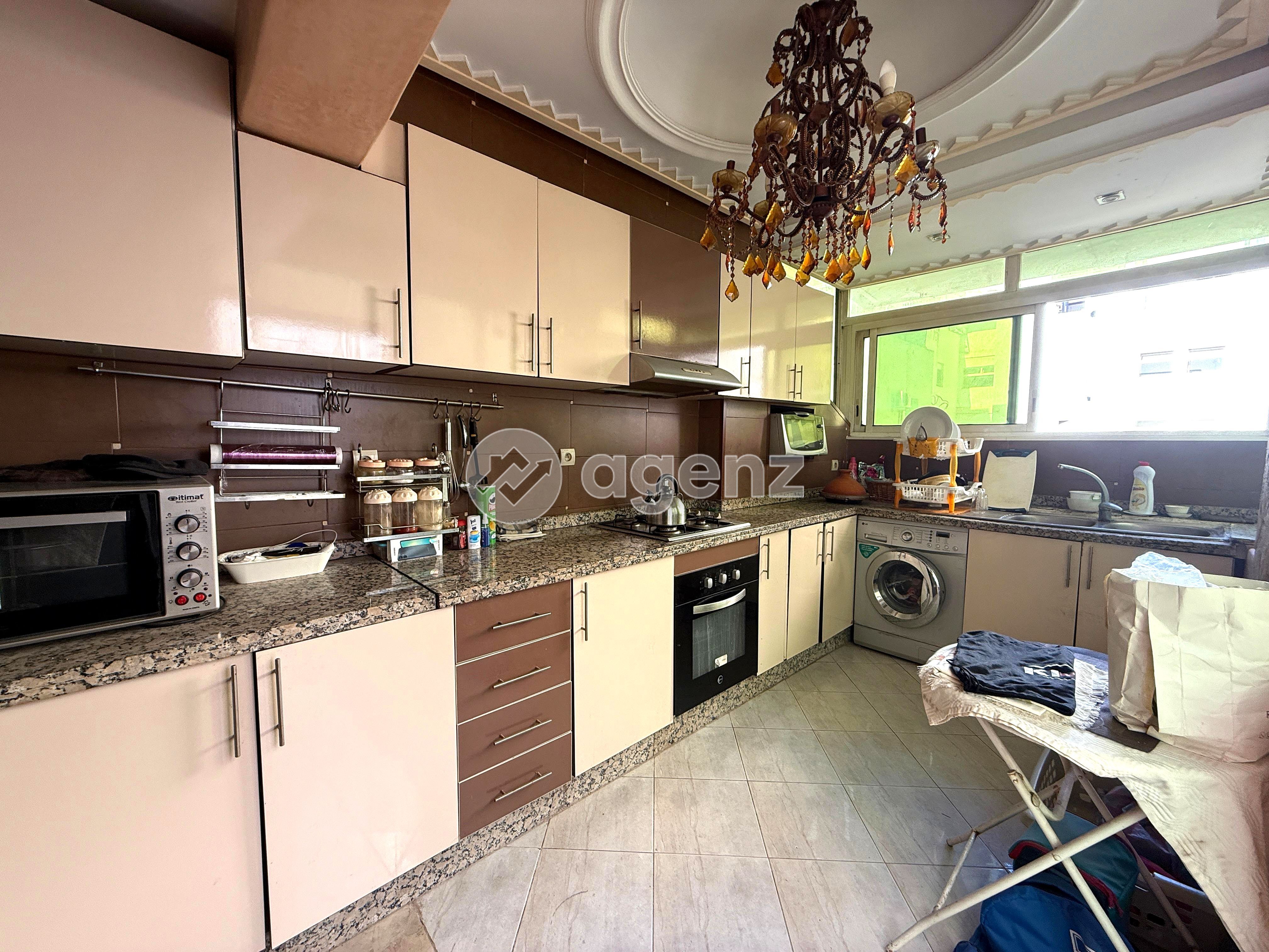 BEL APPARTEMENT LUMINEUX AU CŒUR DES PRINCESSES — 3
