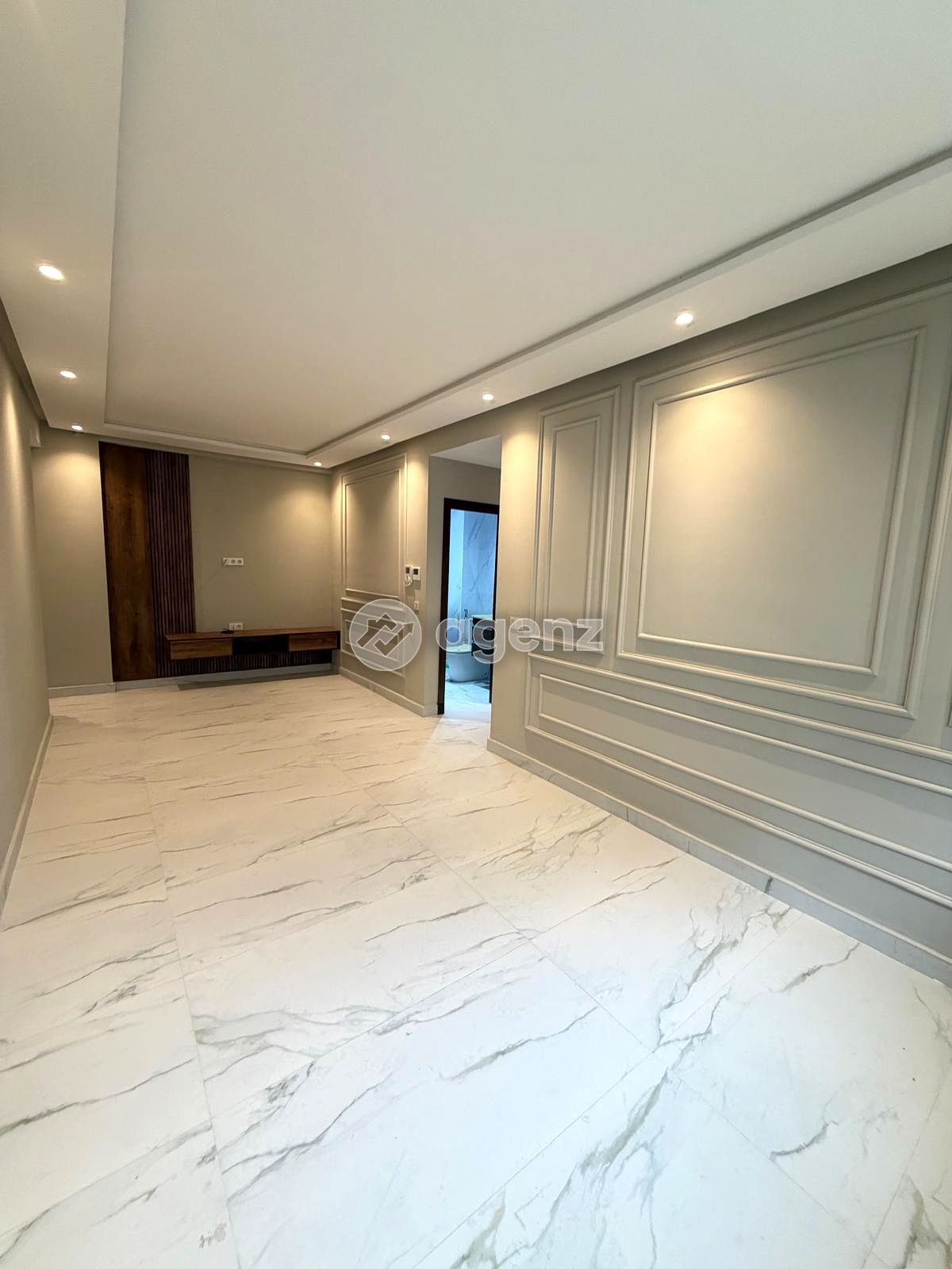 Superbe T2 à vendre sur rico costa
