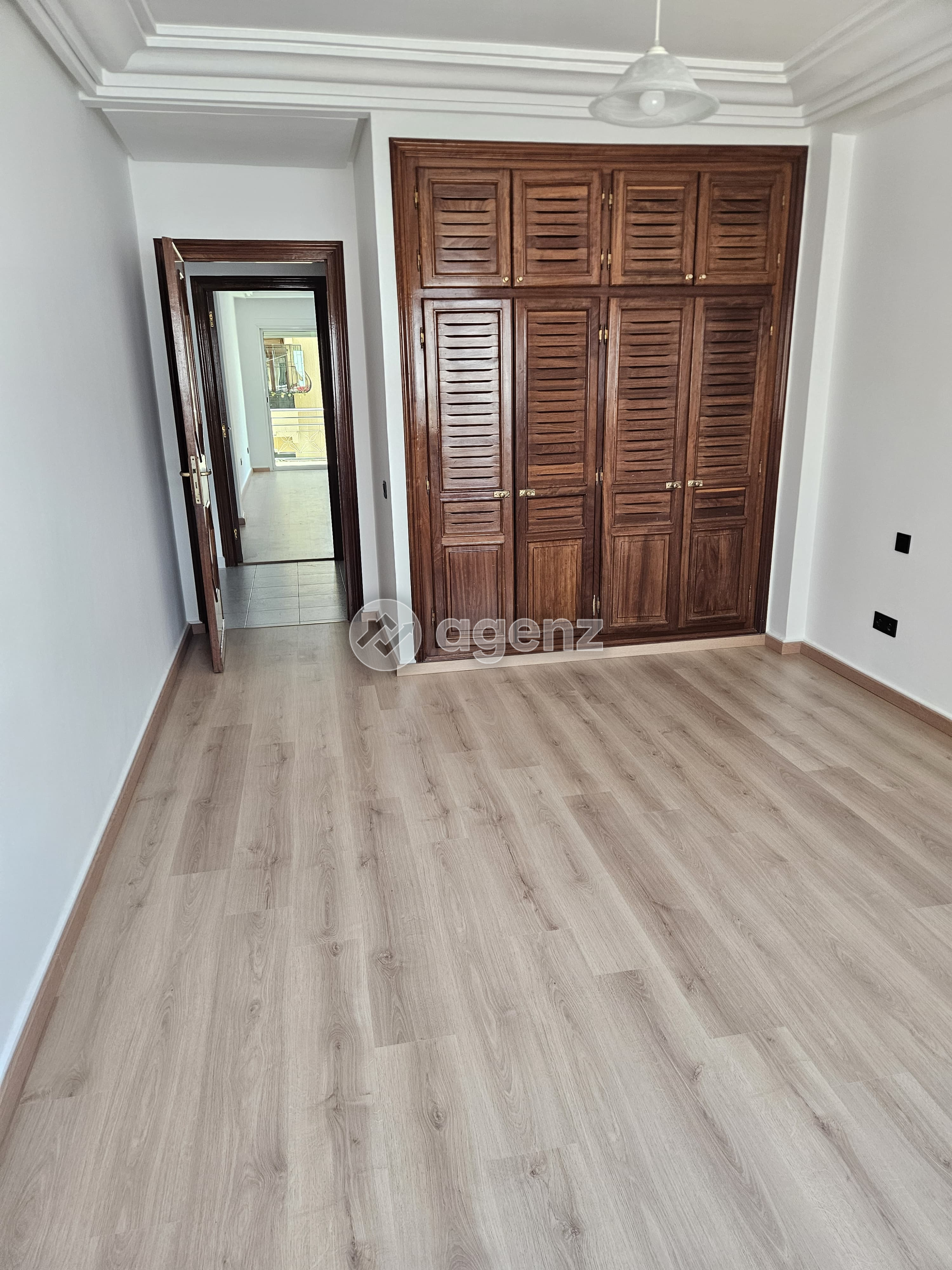 Appartement spacieux - Rénové avec soin — 3