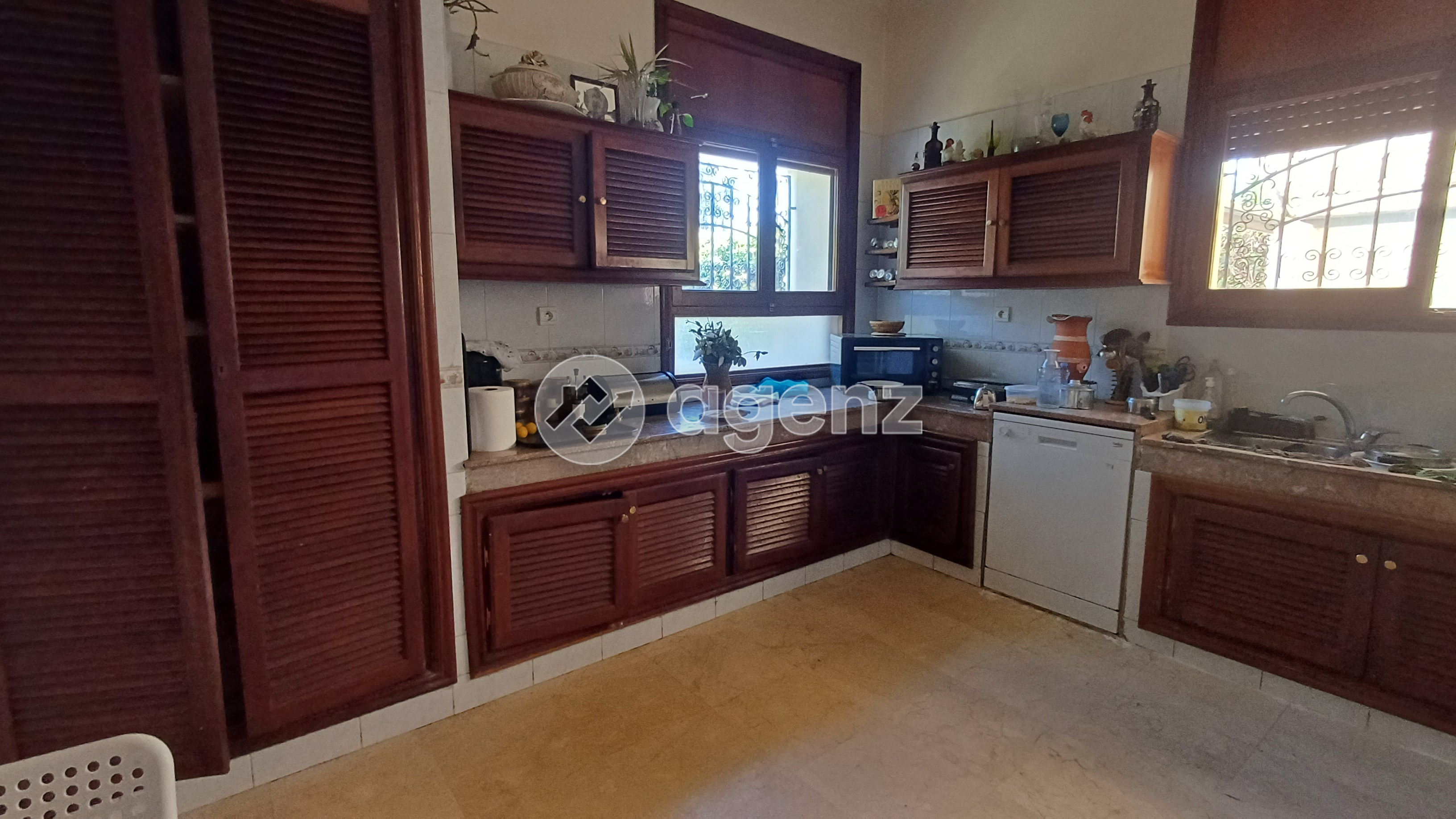Villa familiale à Polo – Espace généreux et piscine — 5