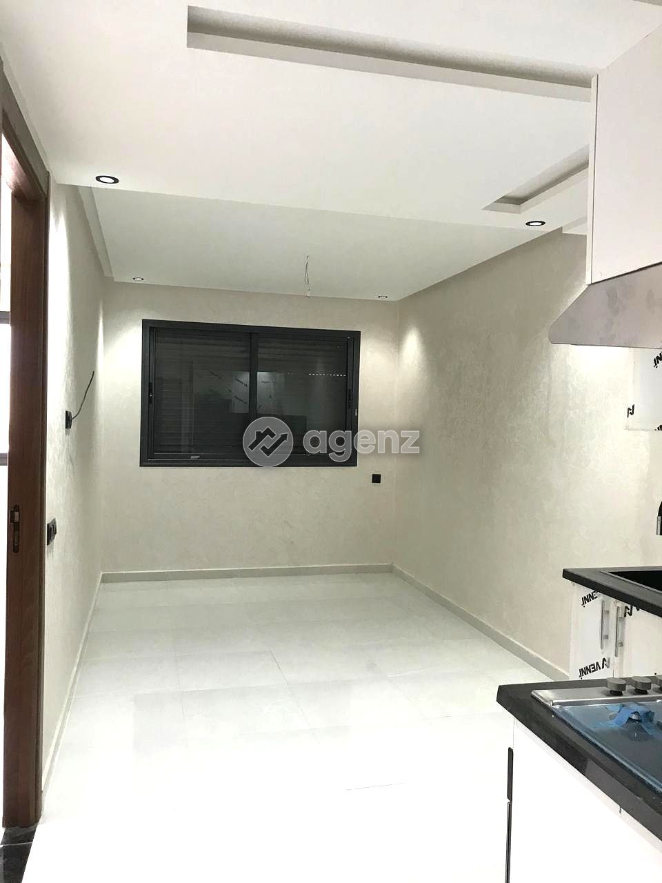 Studio de 40 à vendre à ain sebaa
 — 4