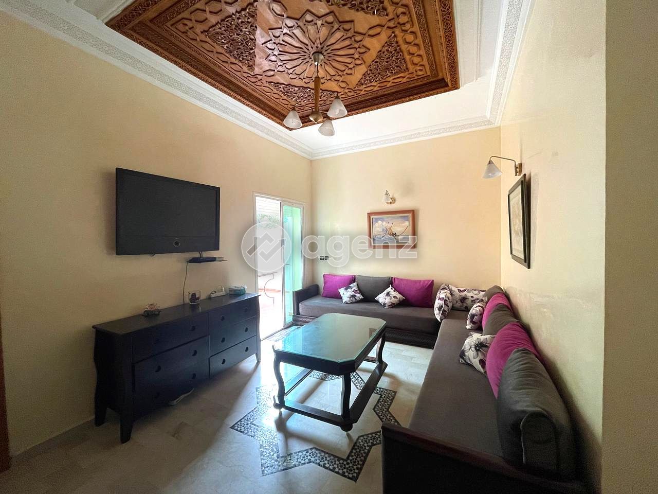 Exceptionnel Appartement de 2 chambres à vendre à Plage Mimosa 2