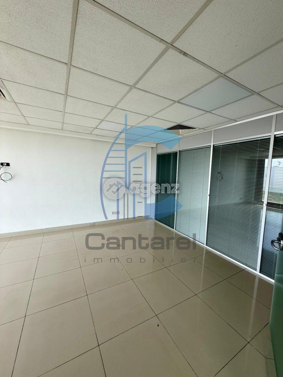 Bureau — Casablanca — 5