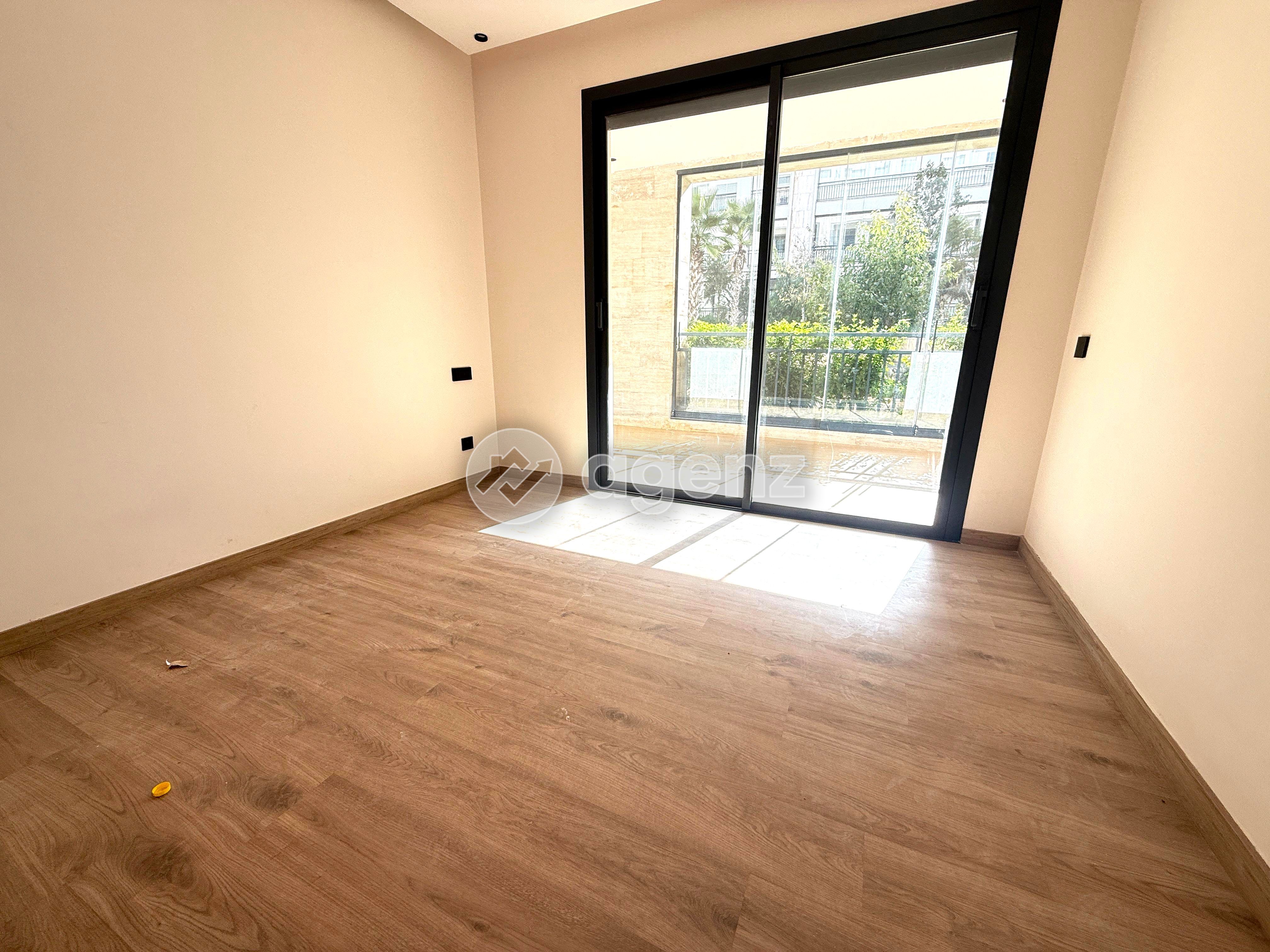 Prestigieux Appartement de 2 chambres à louer à Souissi — 4