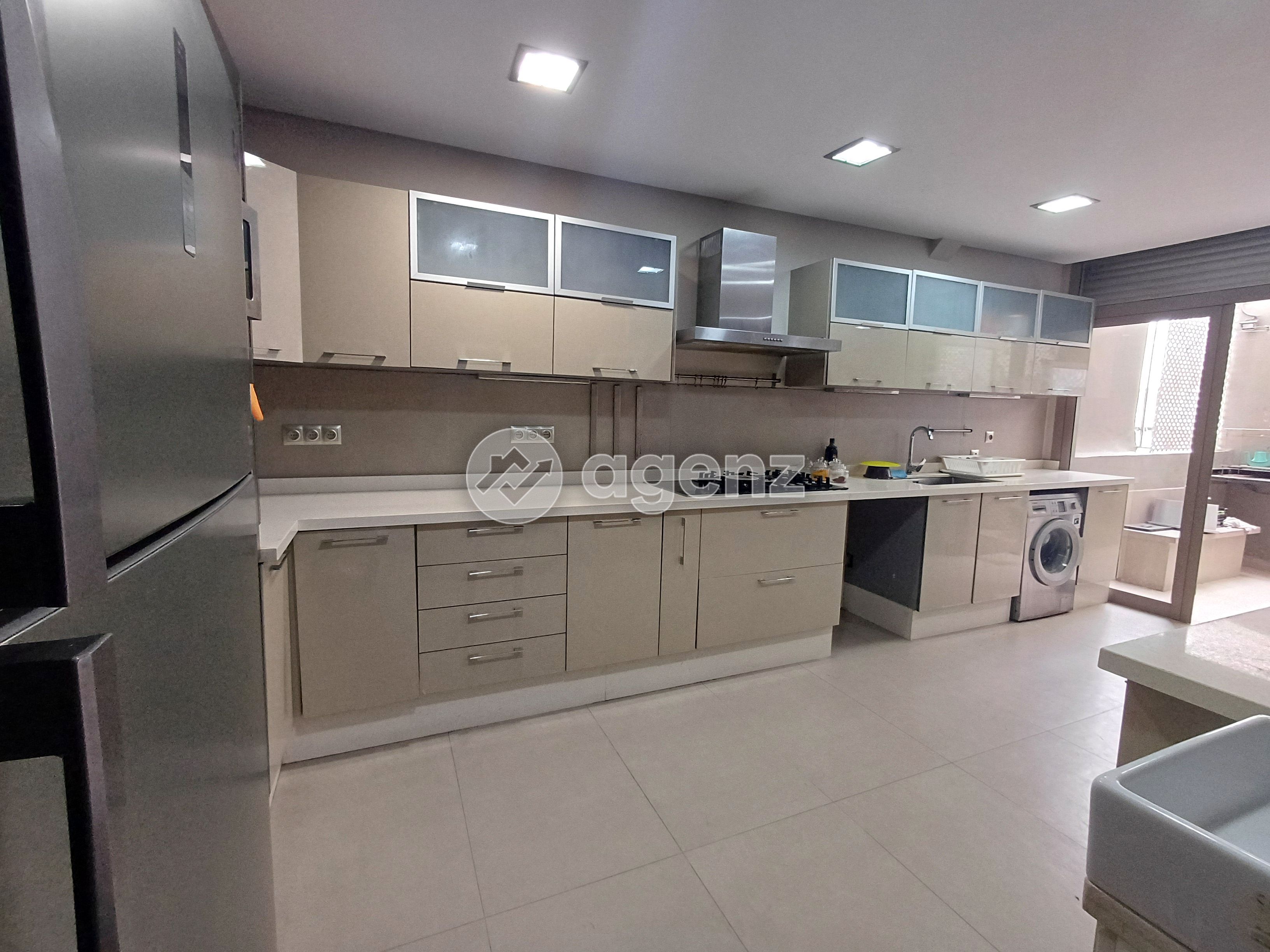 Appartement meublé à louer – Quartier des Hôpitaux — 4
