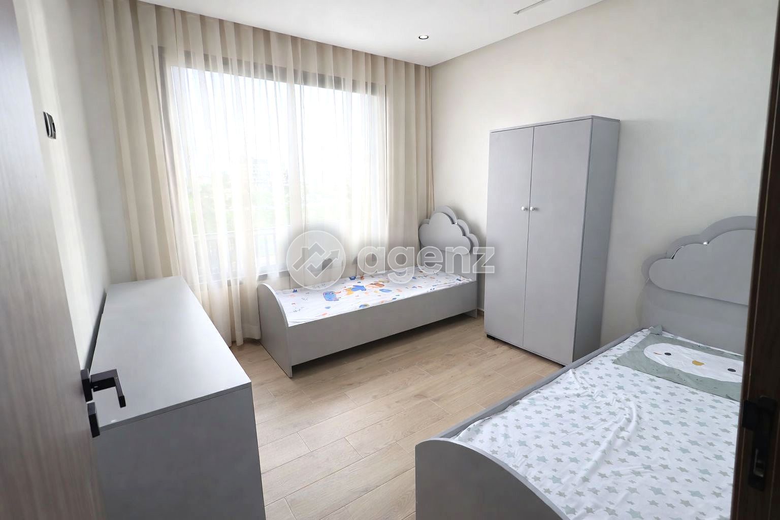 Superbe Appartement de 2 chambres à vendre à Victoria — 3