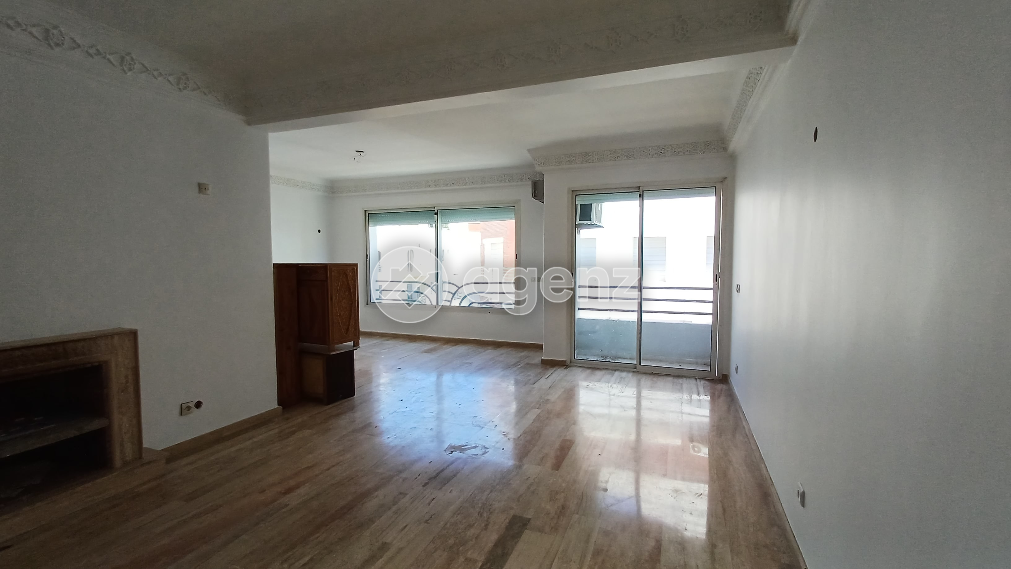 Grand appartement à louer - Emplacement idéal