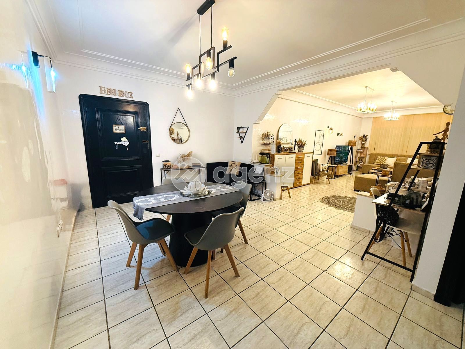 Charmant Appartement de 2 chambres à vendre à Bourgogne Ouest — 2