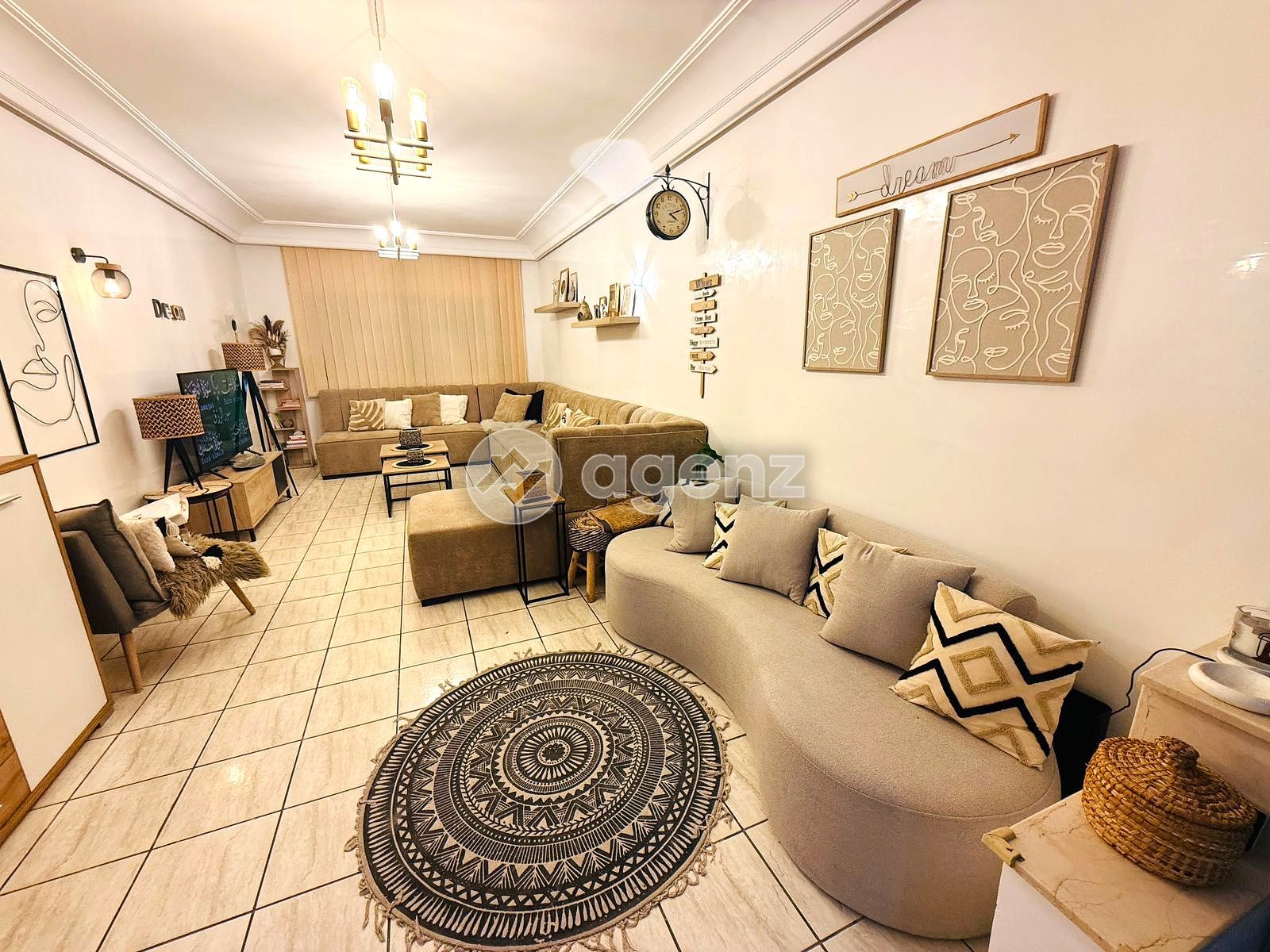 Charmant Appartement de 2 chambres à vendre à Bourgogne Ouest