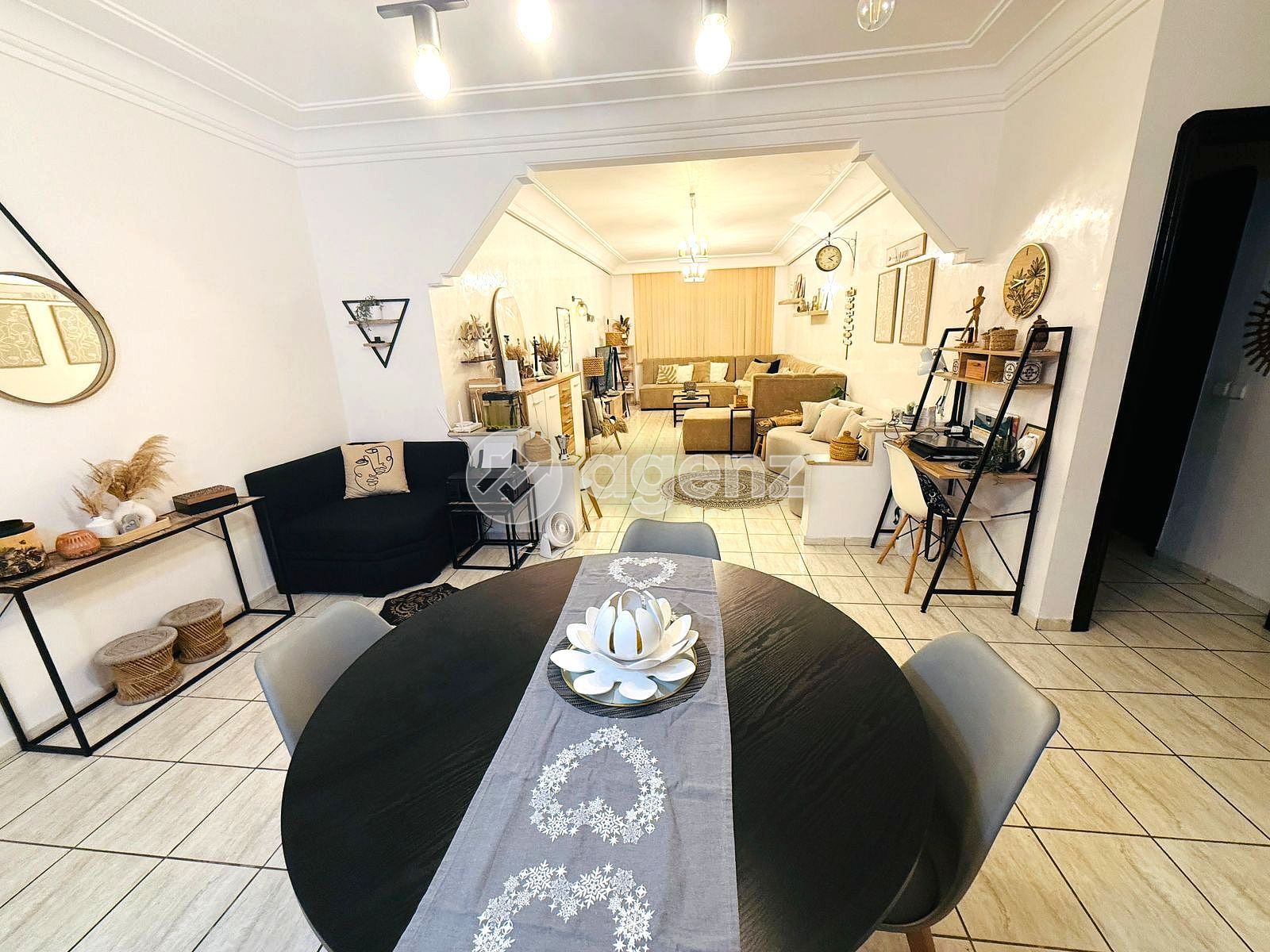 Charmant Appartement de 2 chambres à vendre à Bourgogne Ouest — 4