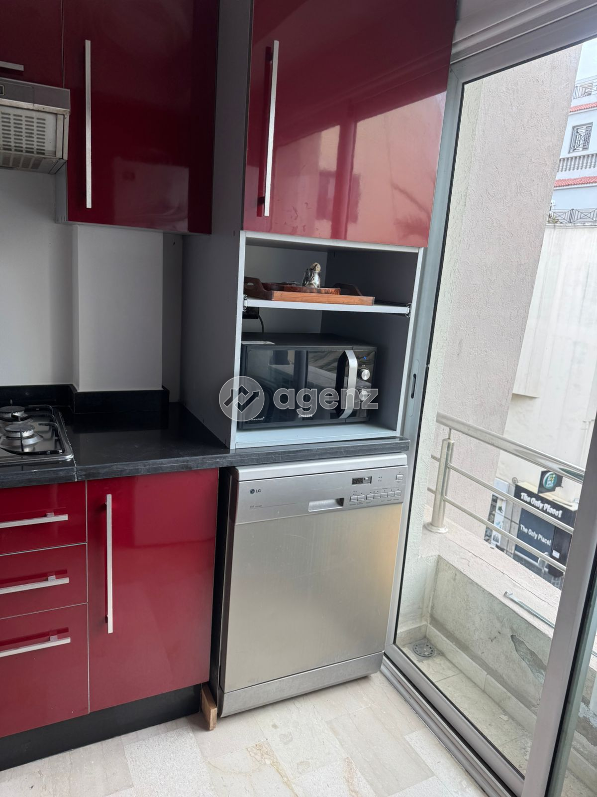 Appartement 90 m² f Franceville — 2