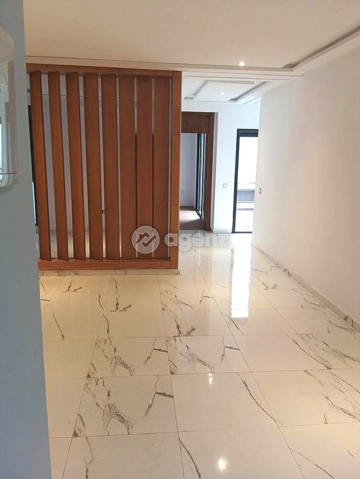 Bureau neuf 63m² - À louer - Bd Abdelmoumen — 5
