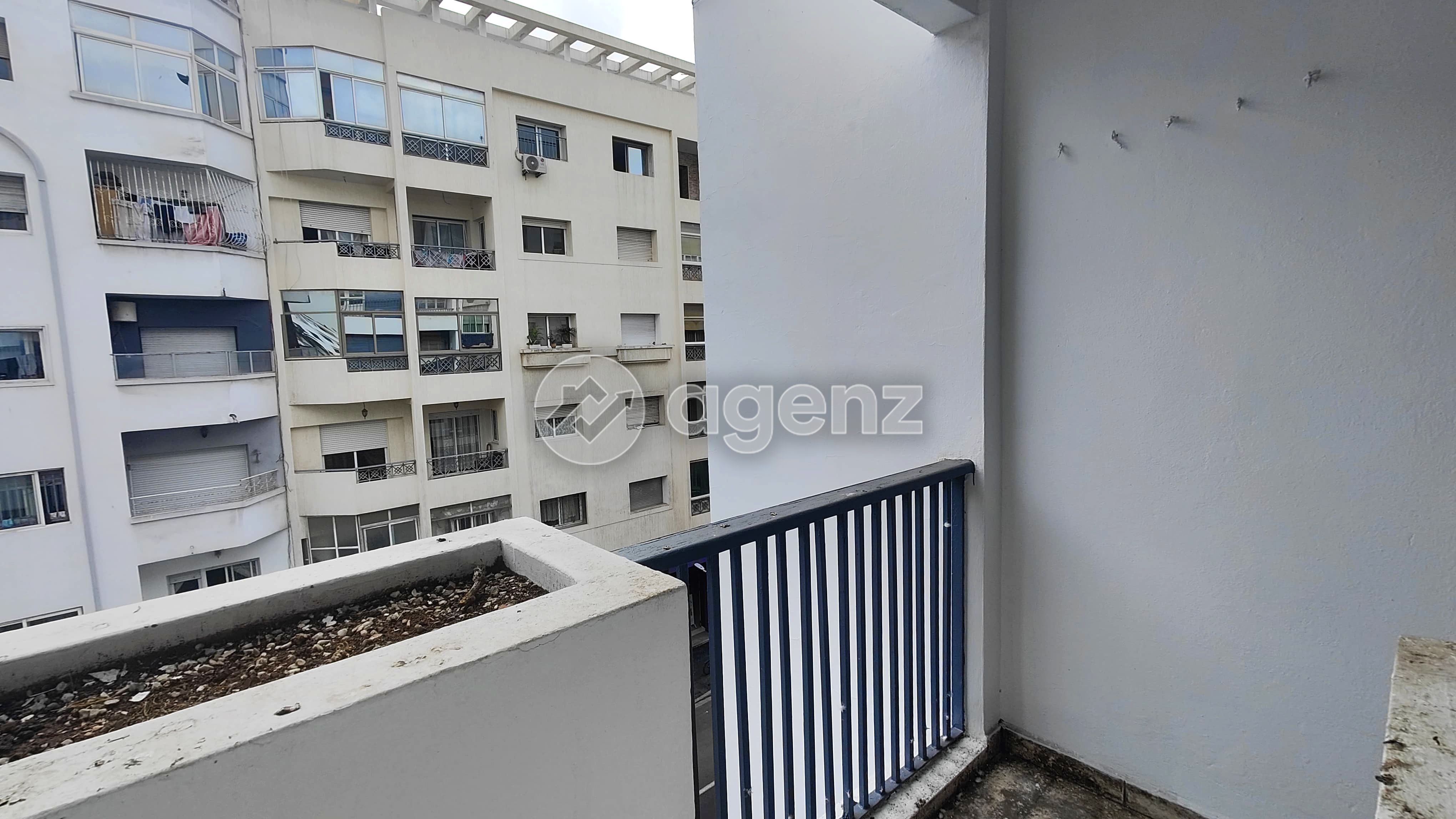 UNE ADRESSE CENTRALE POUR UN QUOTIDIEN PRATIQUE — 4