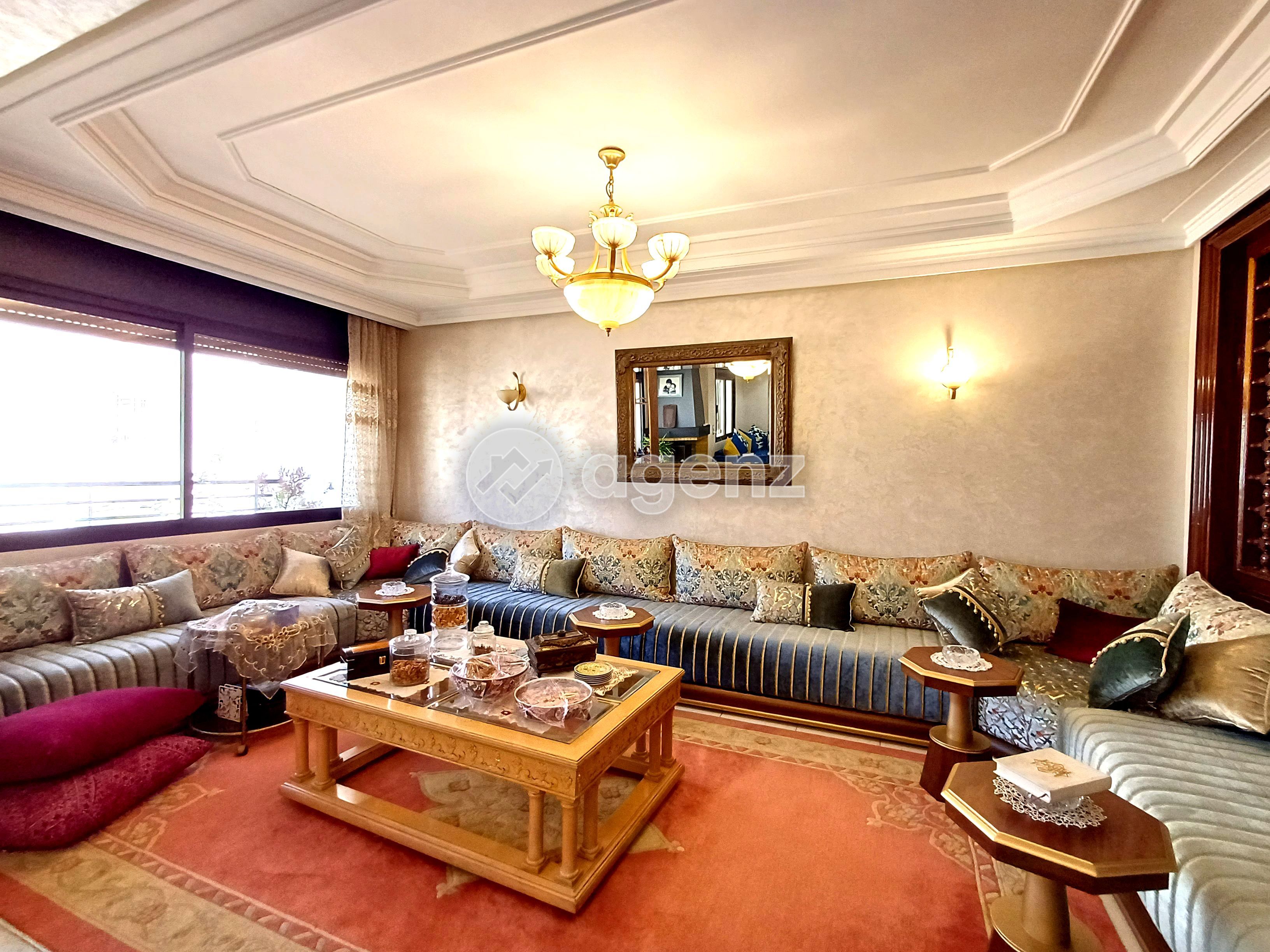 Appartement à vendre à 2 Mars — 5