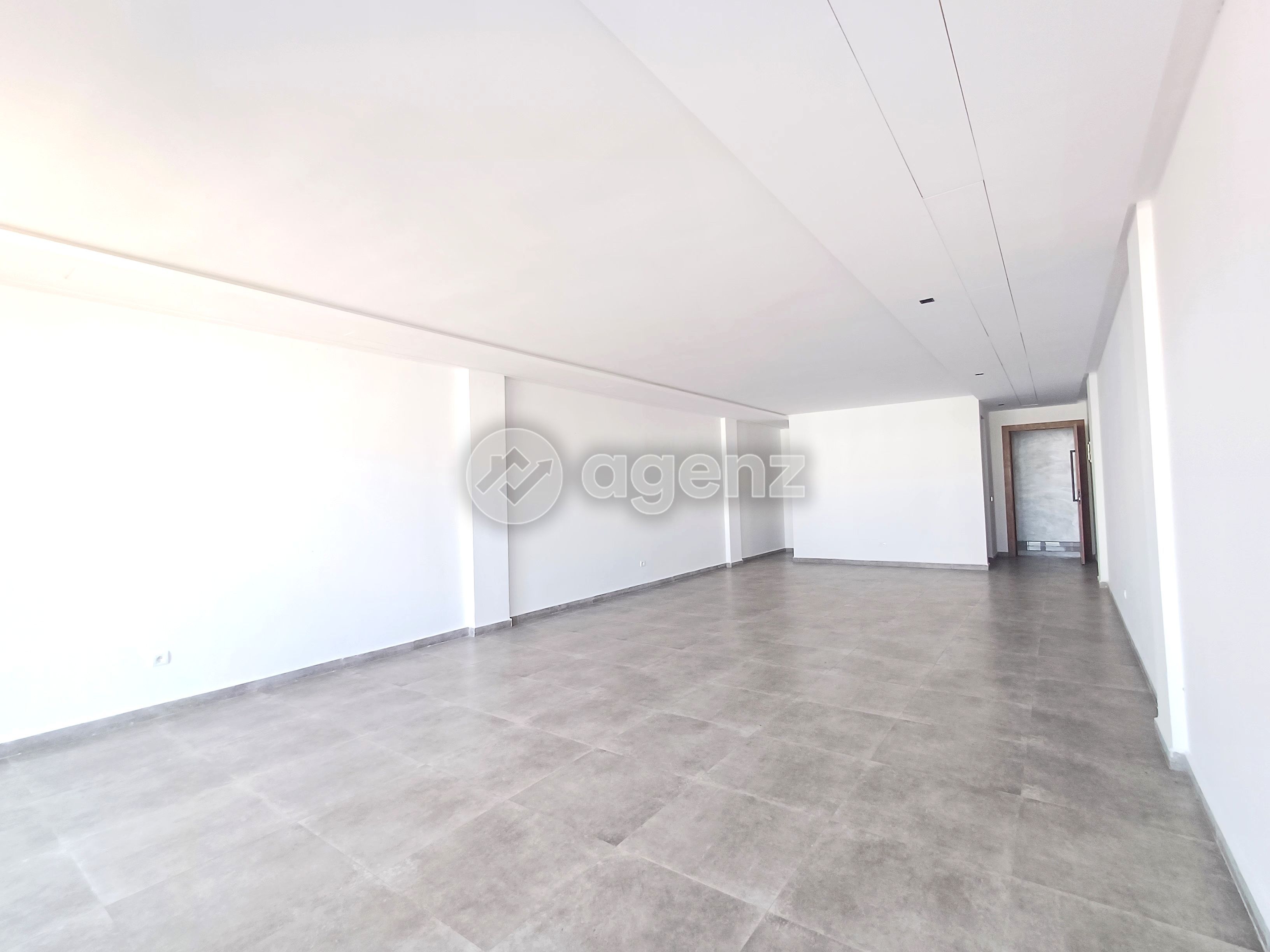 Bureau de 72 m² à Ain Chok - Casablanca — 2