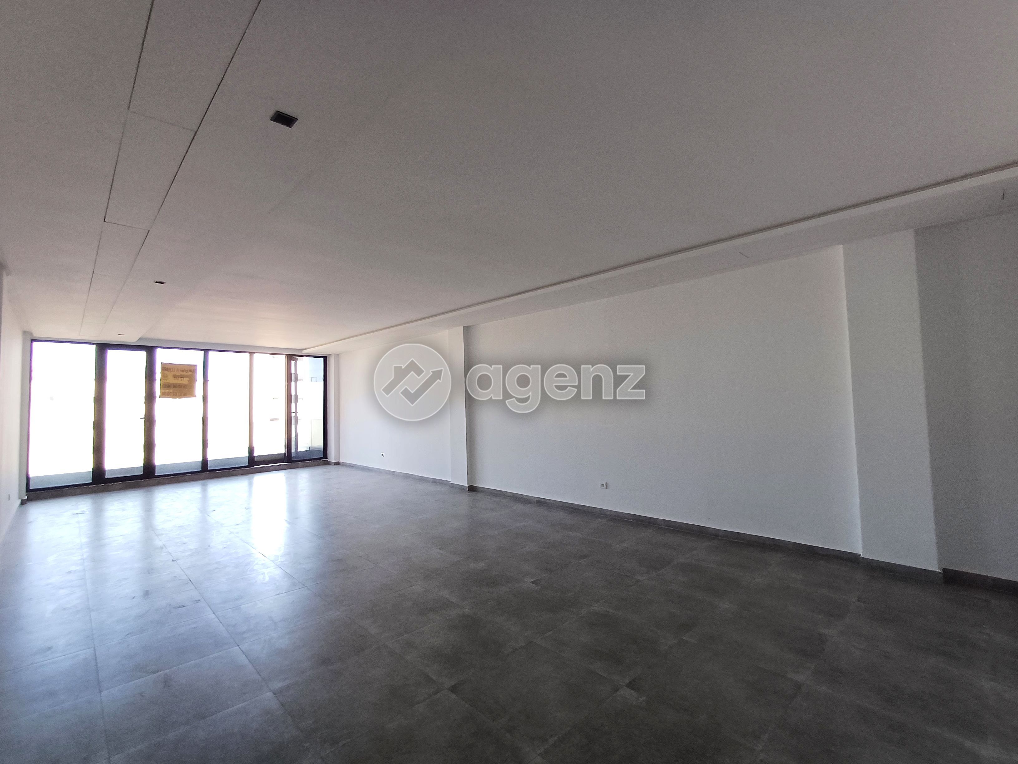 Bureau de 72 m² à Ain Chok - Casablanca