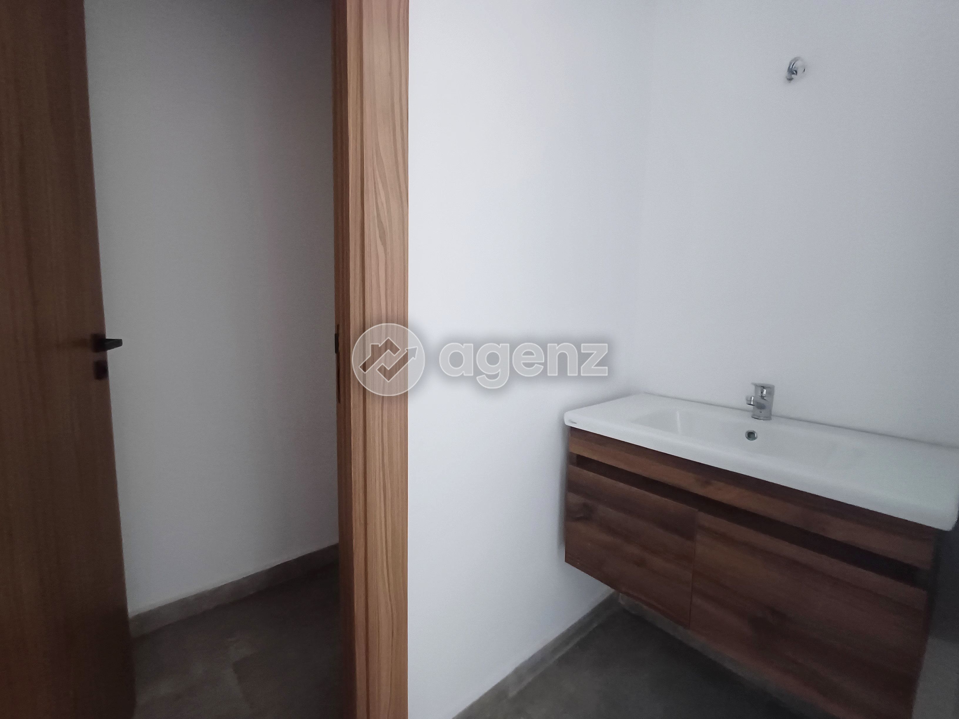 Bureau de 72 m² à Ain Chok - Casablanca — 5