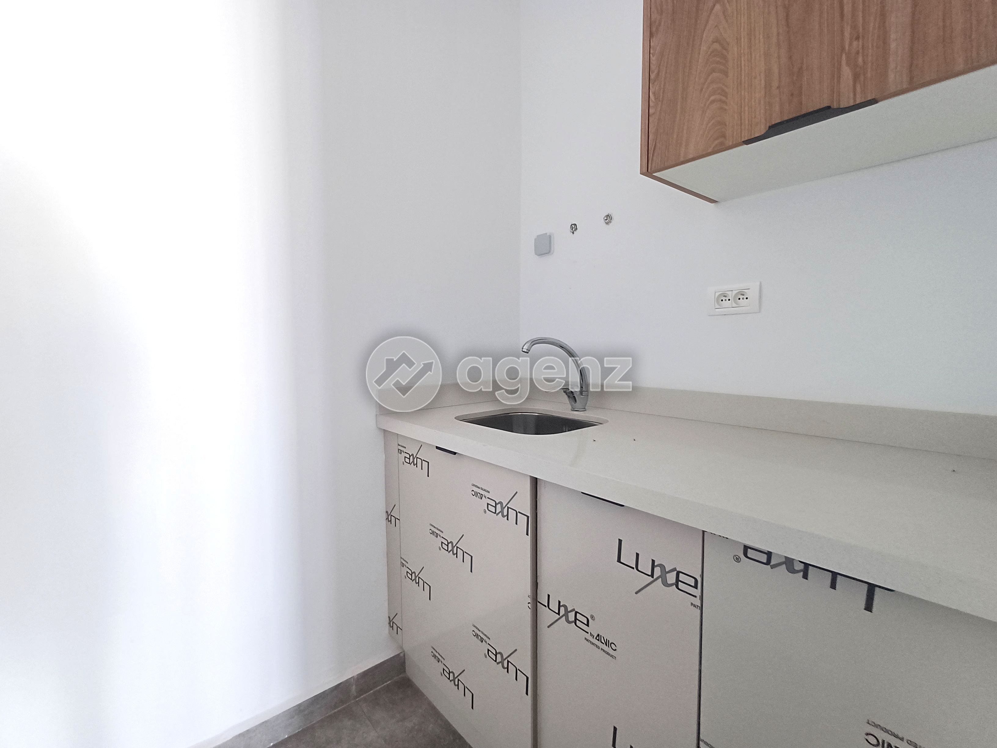 Bureau de 72 m² à Ain Chok - Casablanca — 3