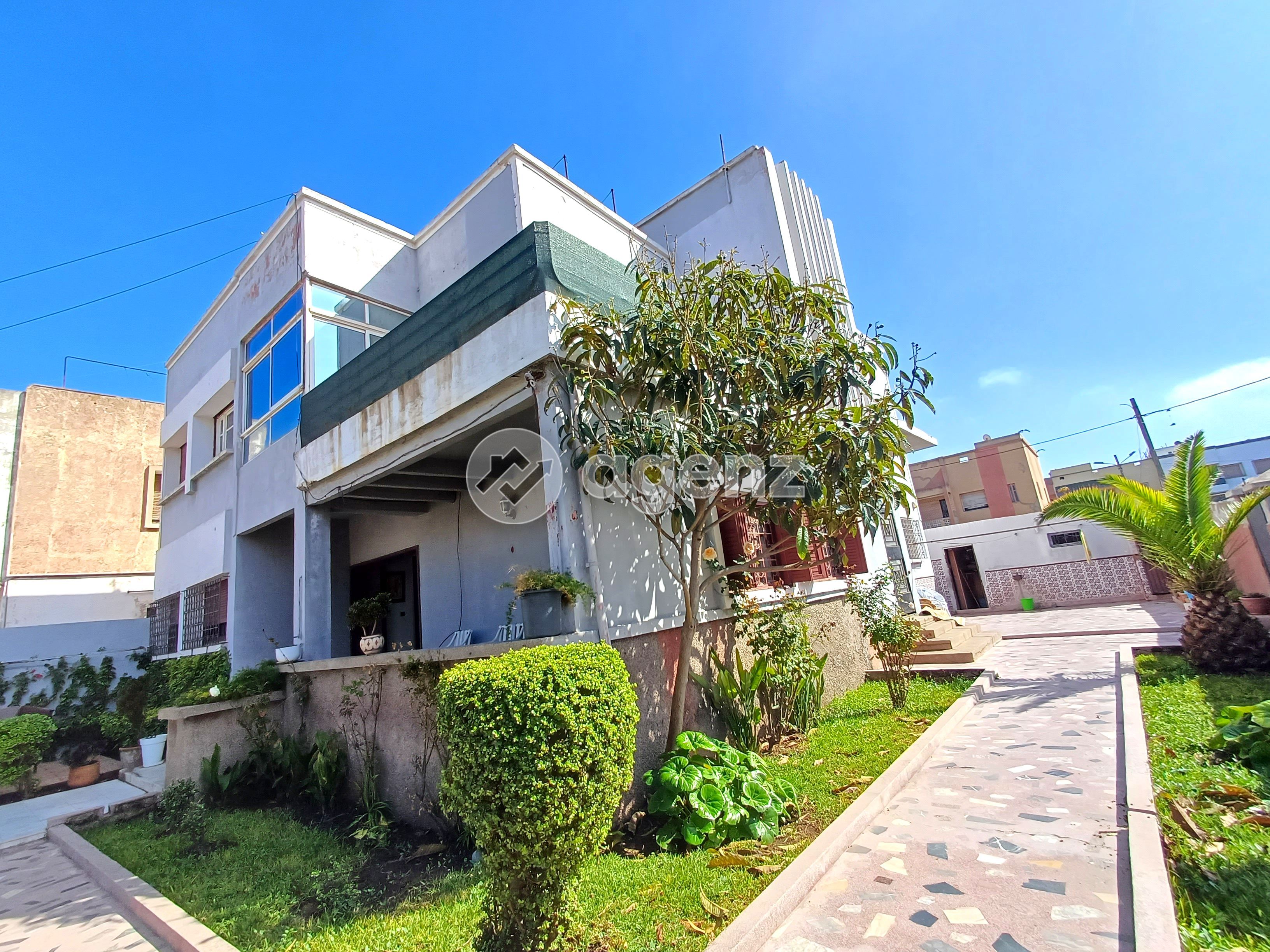 Villa à vendre à Aïn Sebaâ