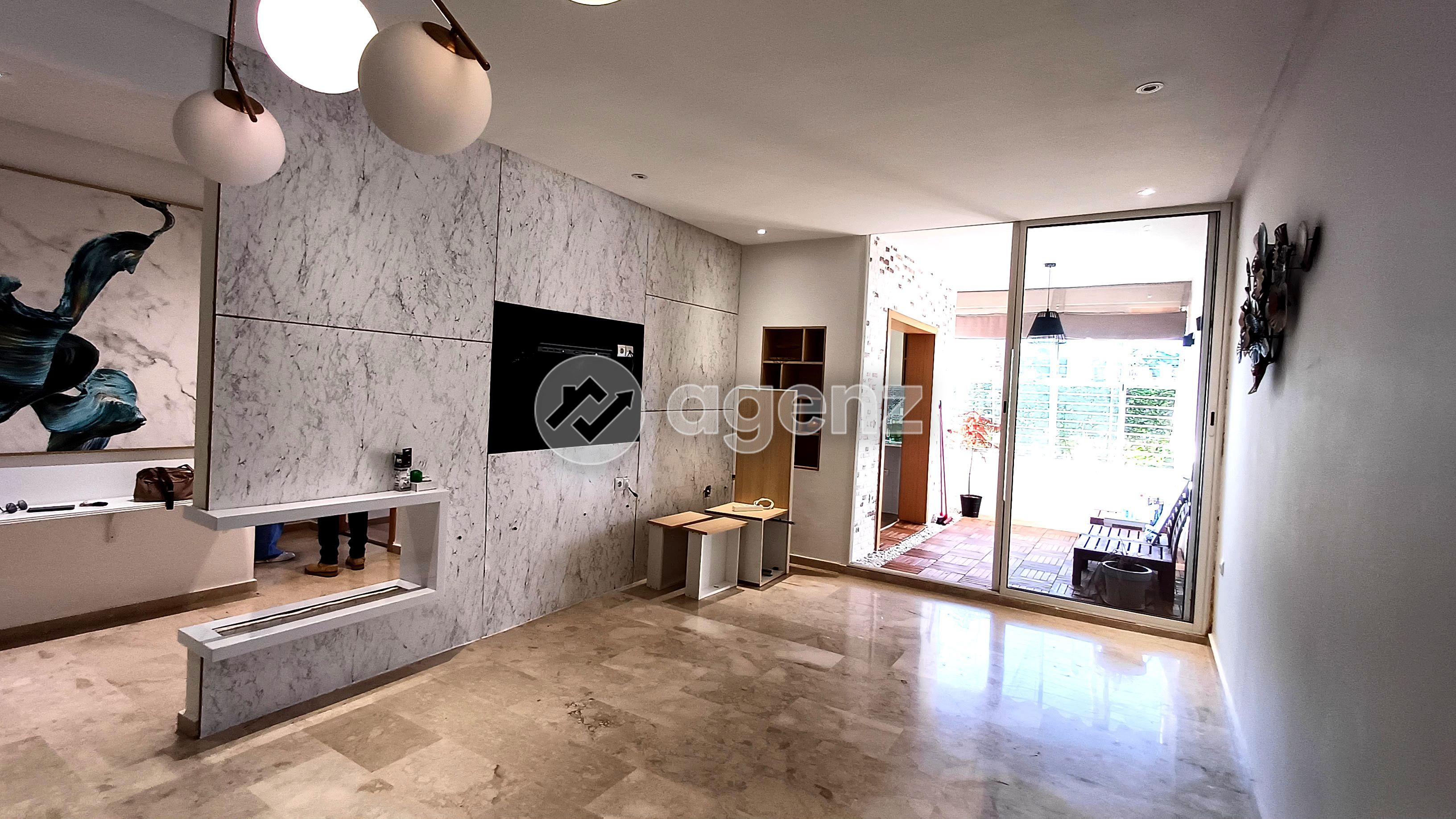 APPARTEMENT MODERNE ET ENSOLEILLÉ – RÉSIDENCE AVEC PISCINE