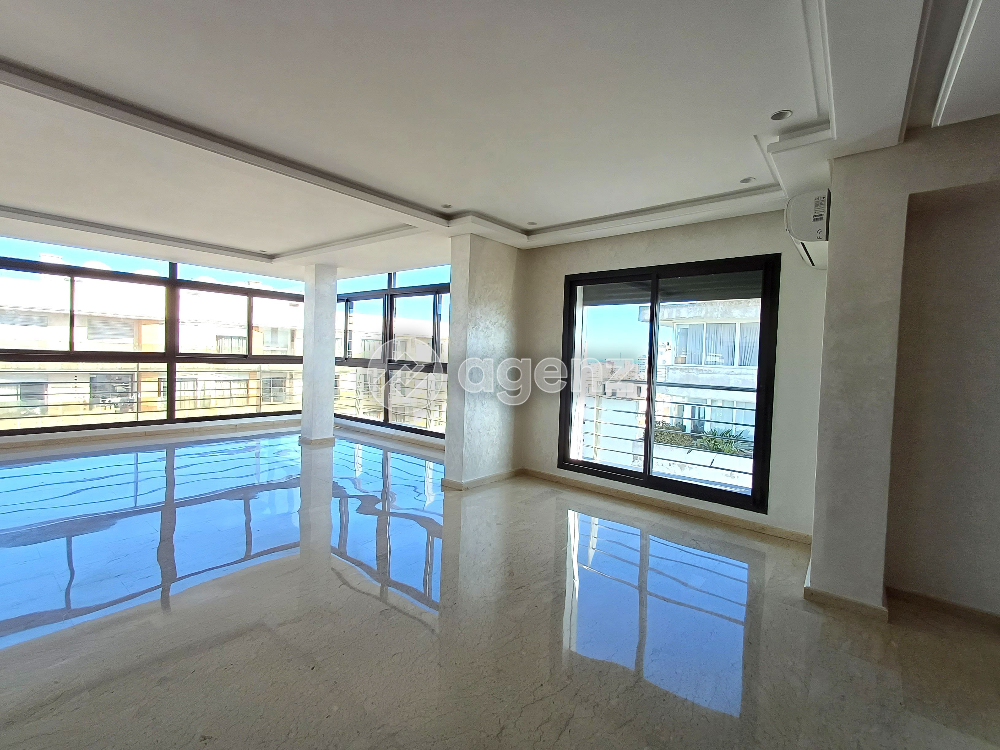 Prestigieux Appartement de 2 chambres à vendre à Gauthier