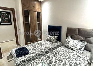 Élégant Appartement de 2 chambres à louer à Beausite — 3
