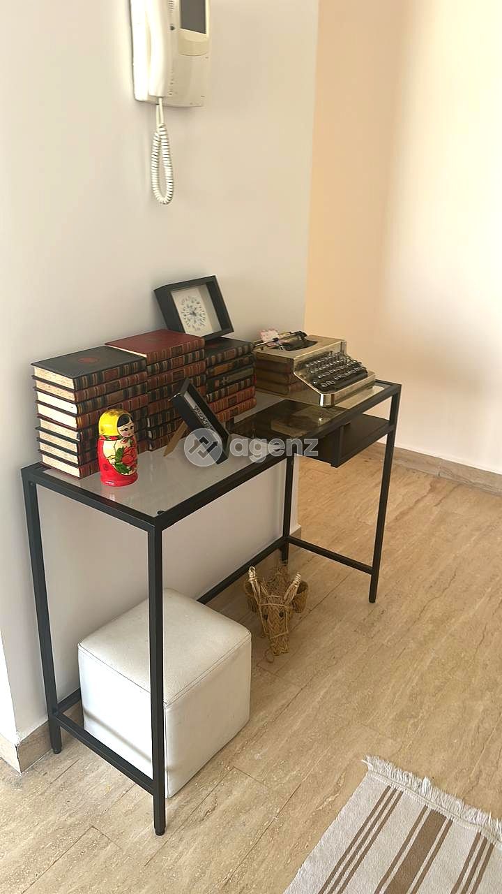 Authentique Appartement de 1 chambre salon à louer à Belvédère — 3