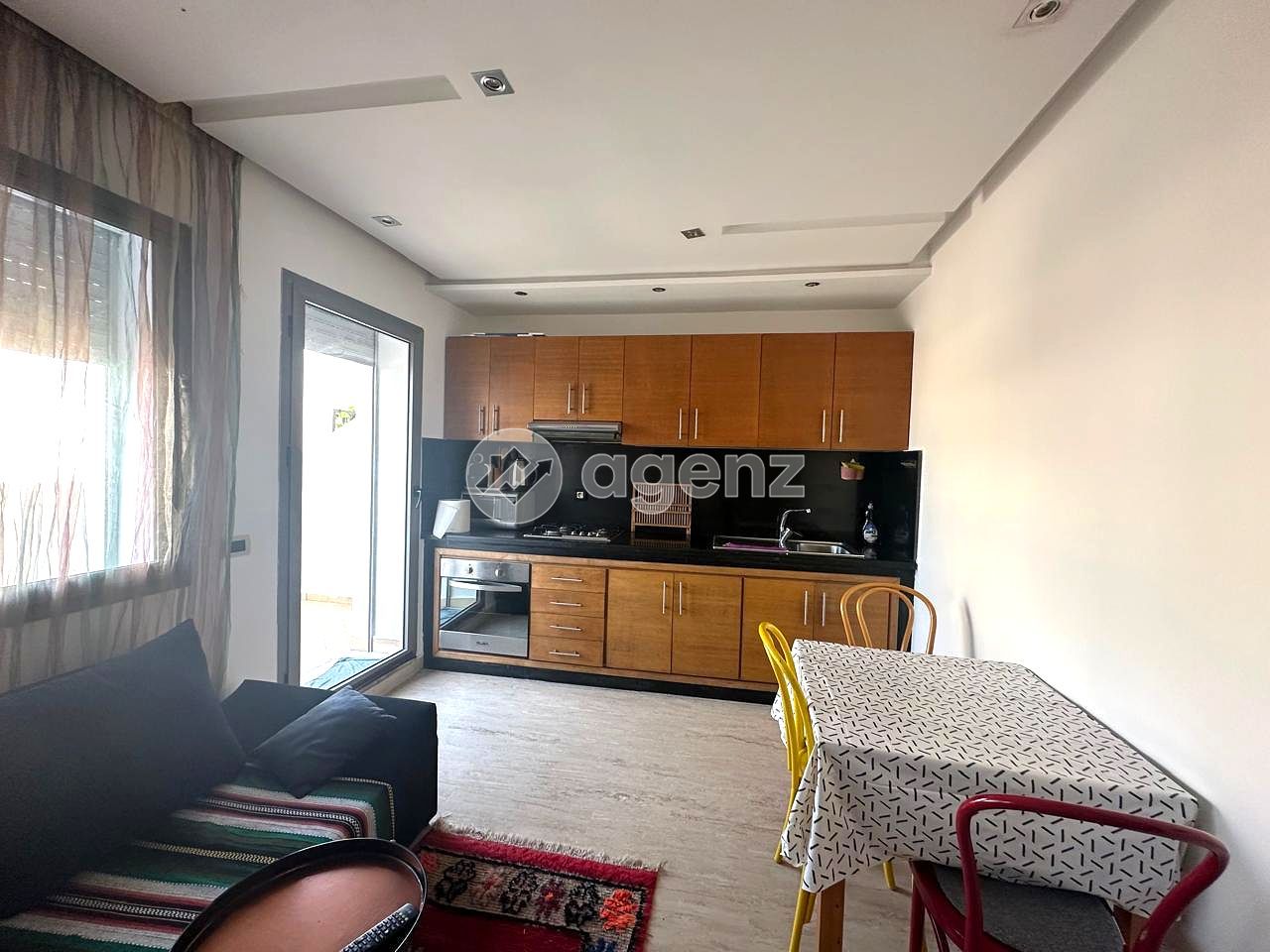 Authentique Appartement de 1 chambre salon à louer à Belvédère — 4
