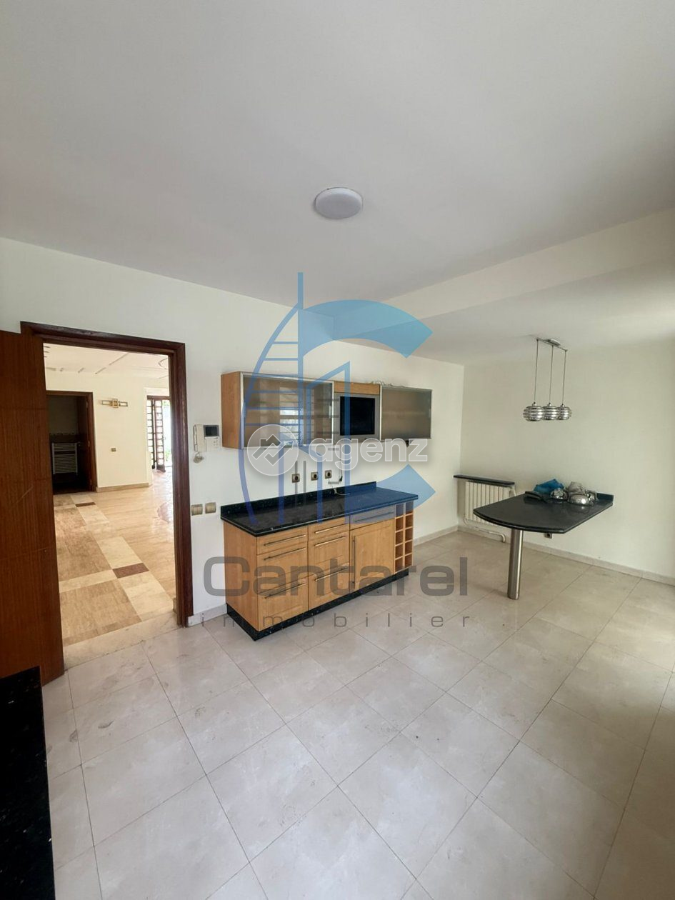 Villa à louer à Casablanca — 2