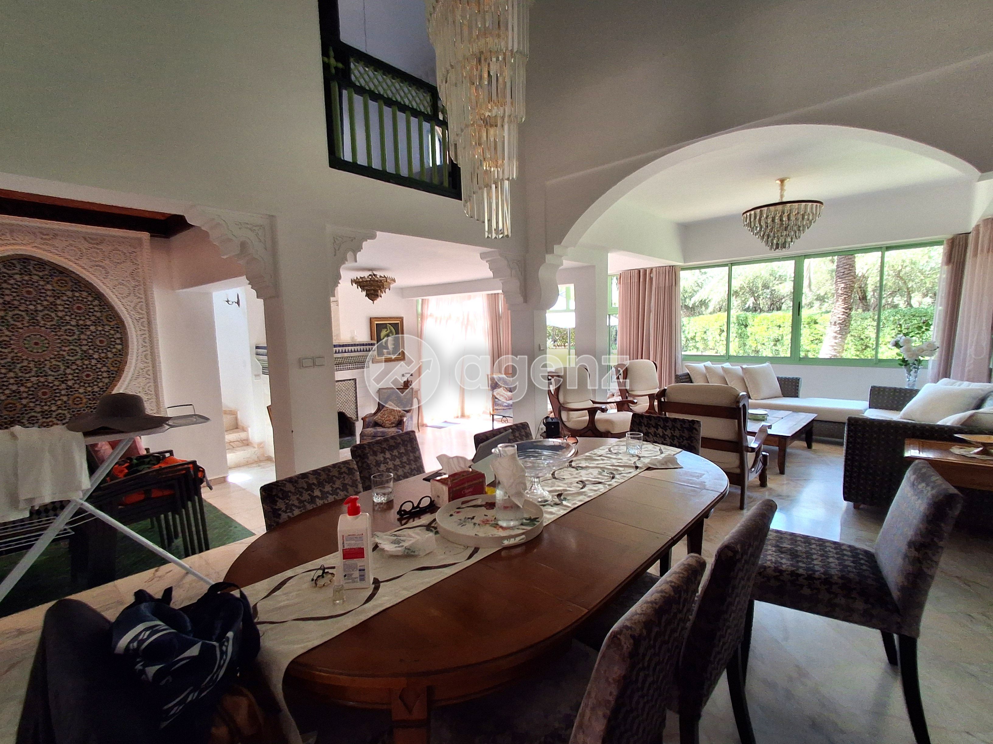 Villa à vendre à Ennakhil (Palmeraie) — 4