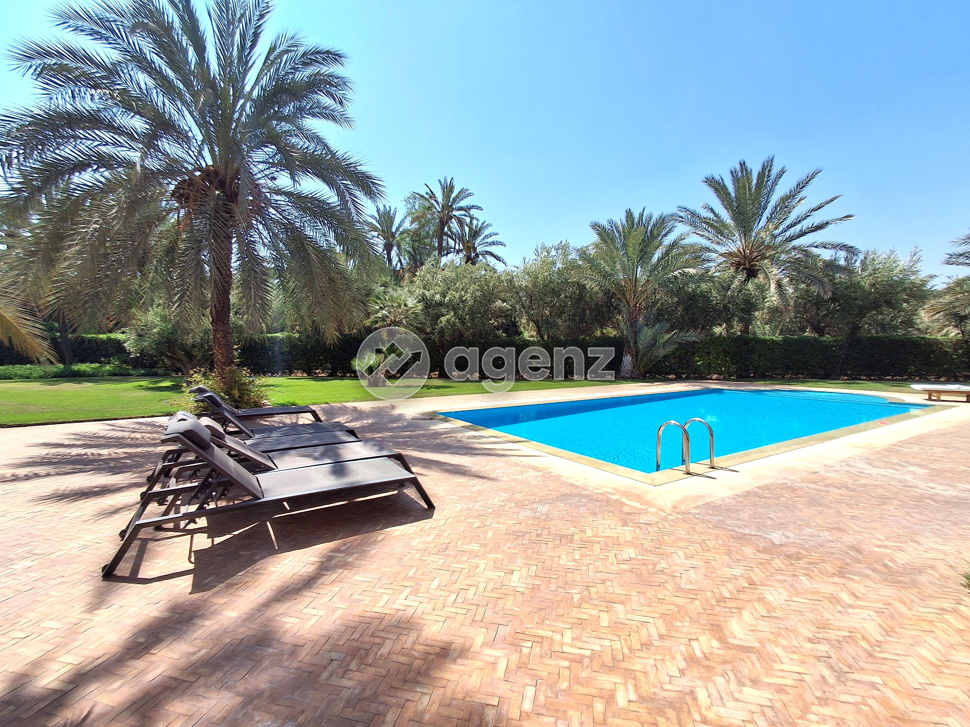 Villa à vendre à Ennakhil (Palmeraie)