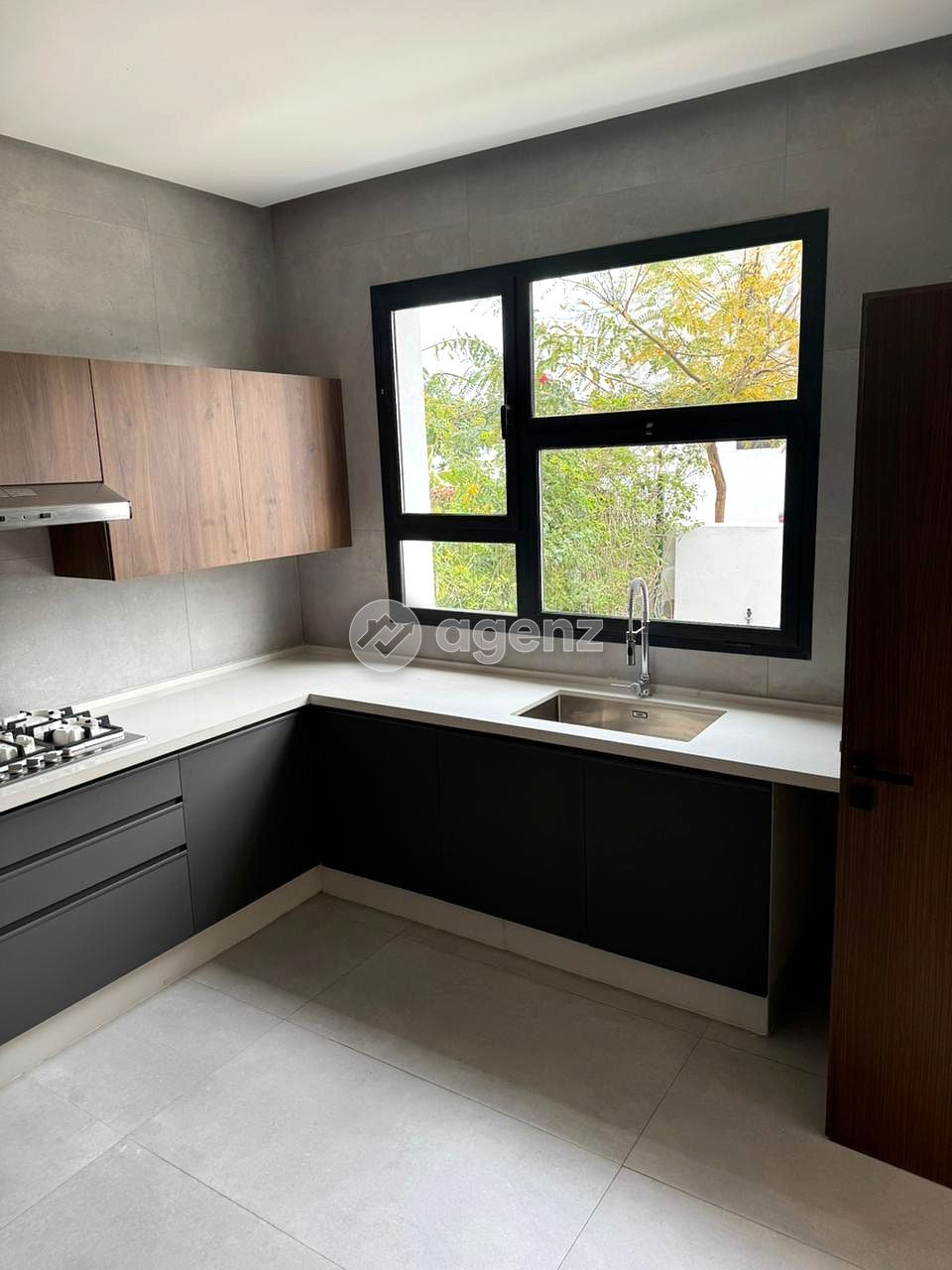 Charmant Villa de 4 chambres à louer à Ville Verte — 4