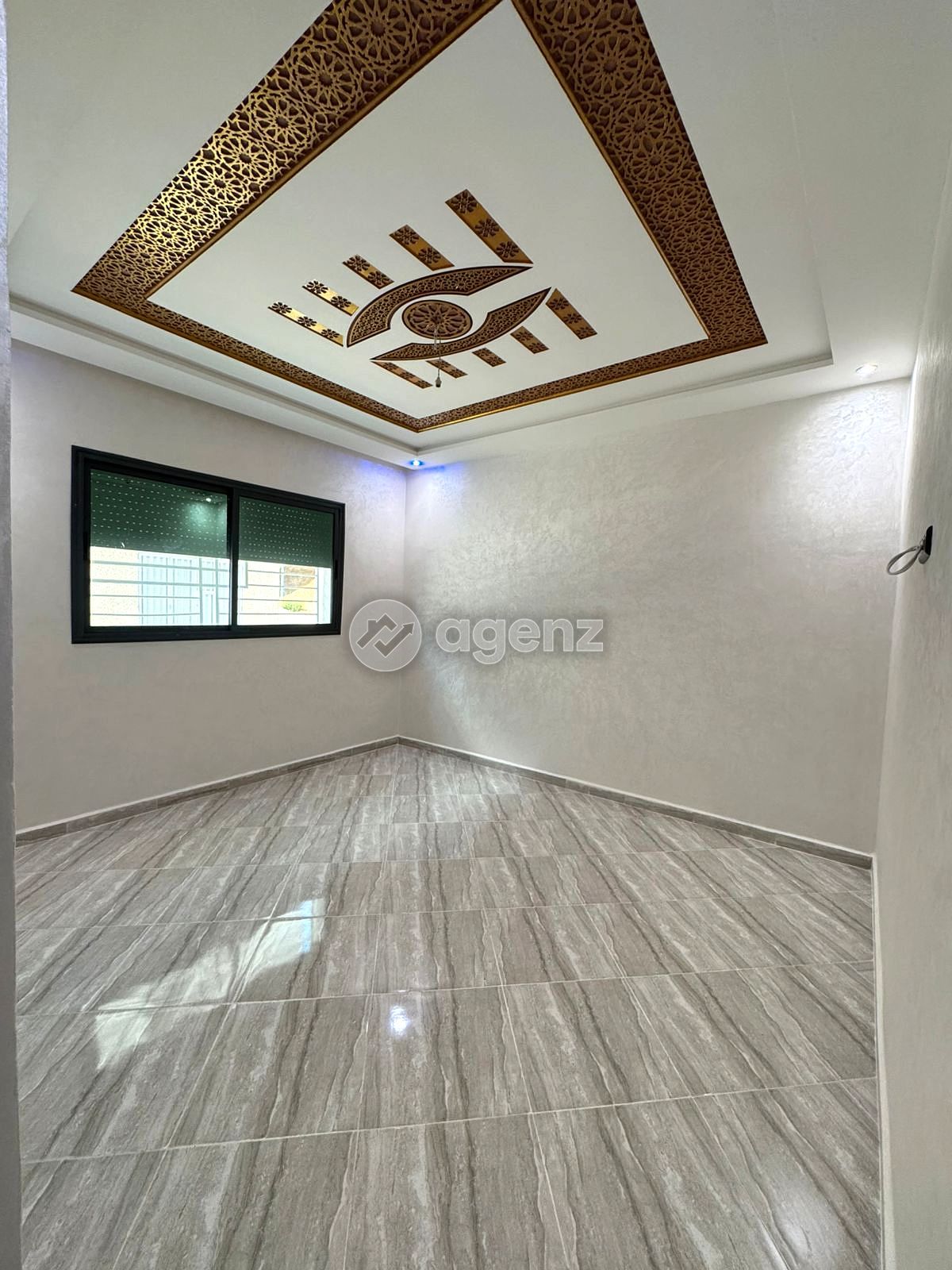  Appartement RDC de 2 chambres à vendre lot el mountazah 4  à Oued Fes