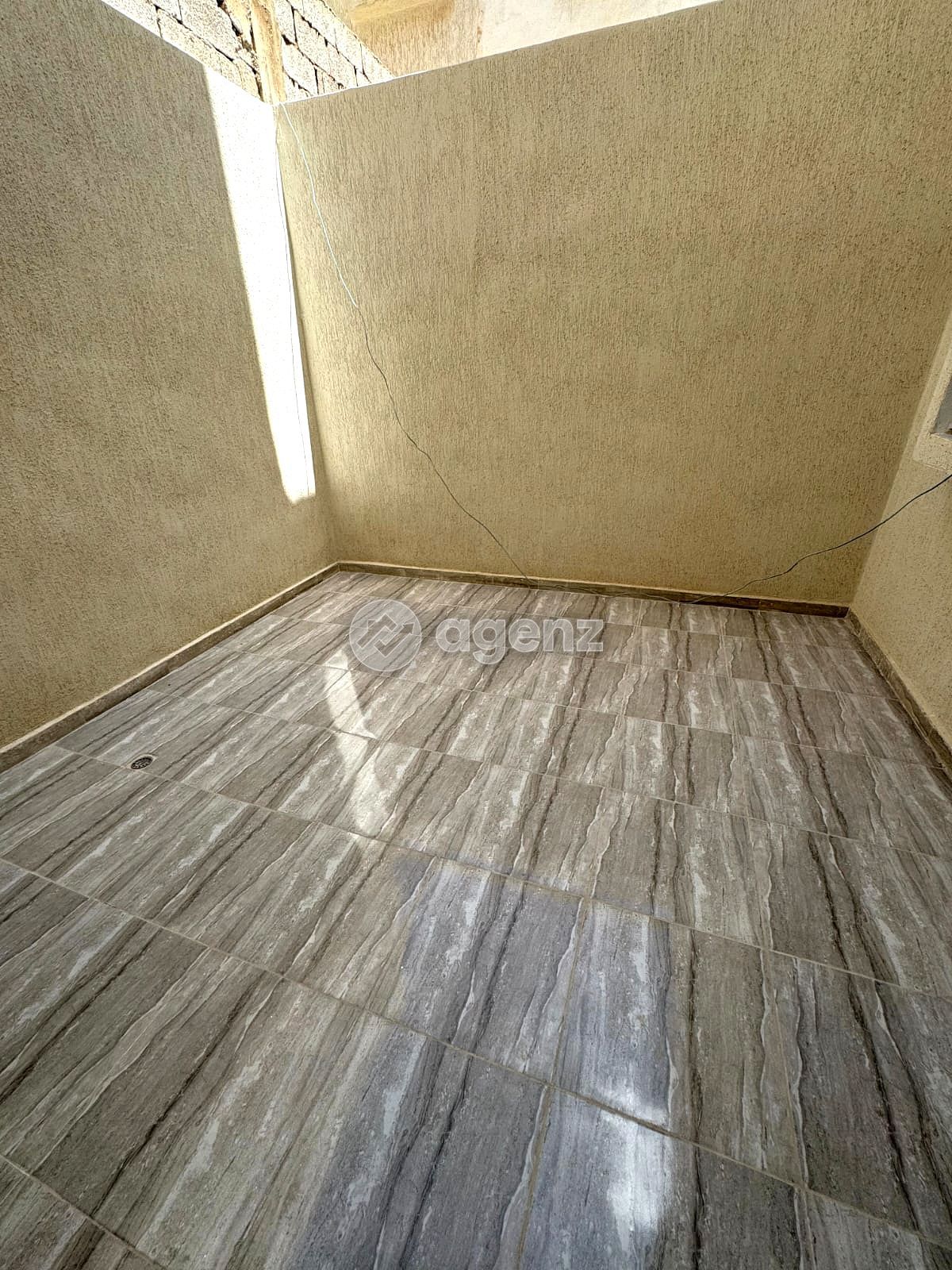  Appartement RDC de 2 chambres à vendre lot el mountazah 4  à Oued Fes — 3