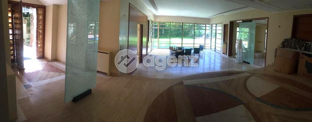 Villa à vendre à Ain Diab — 4