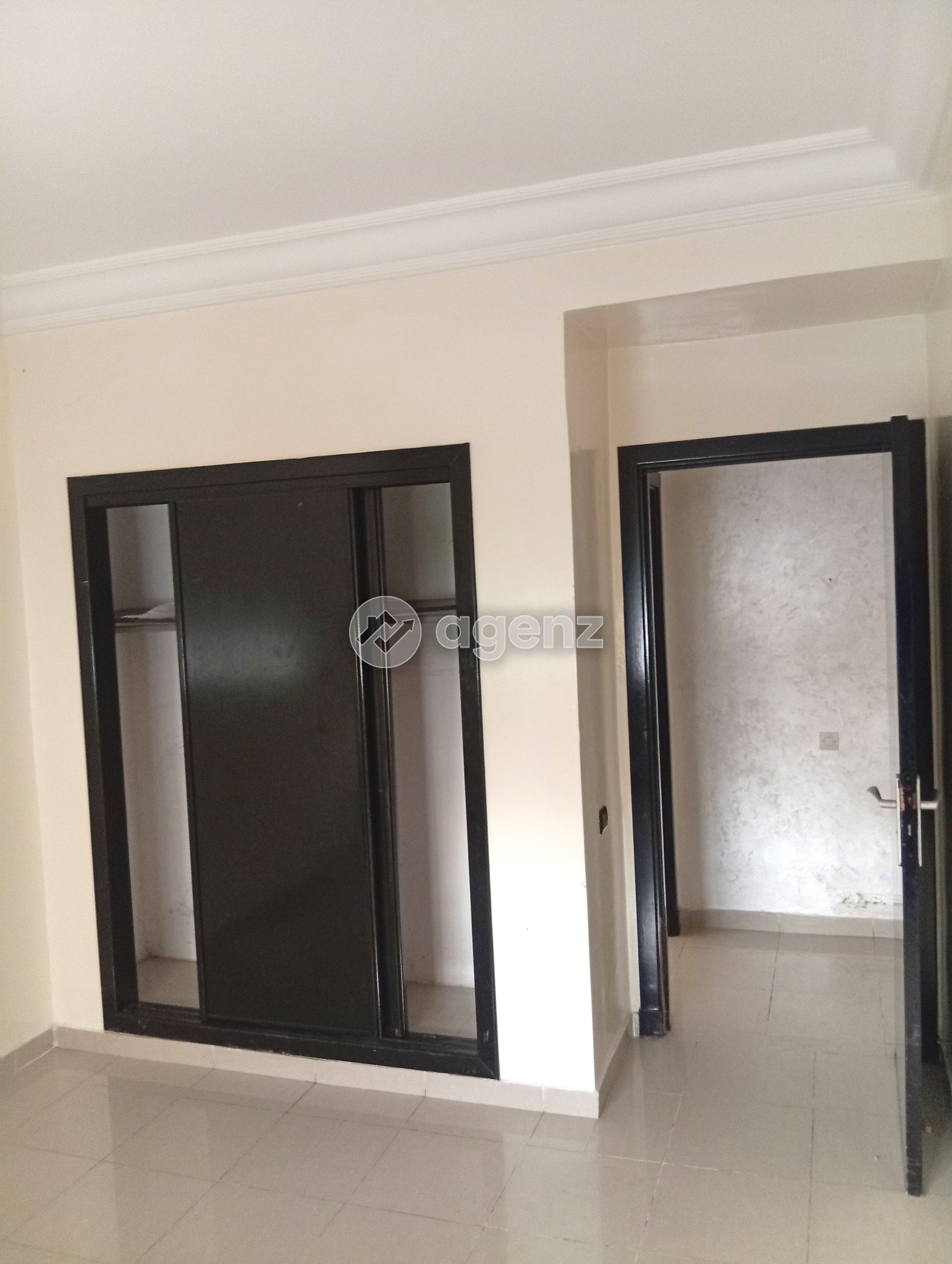 Prestigieux Appartement de 3 chambres à louer à Beausite — 2