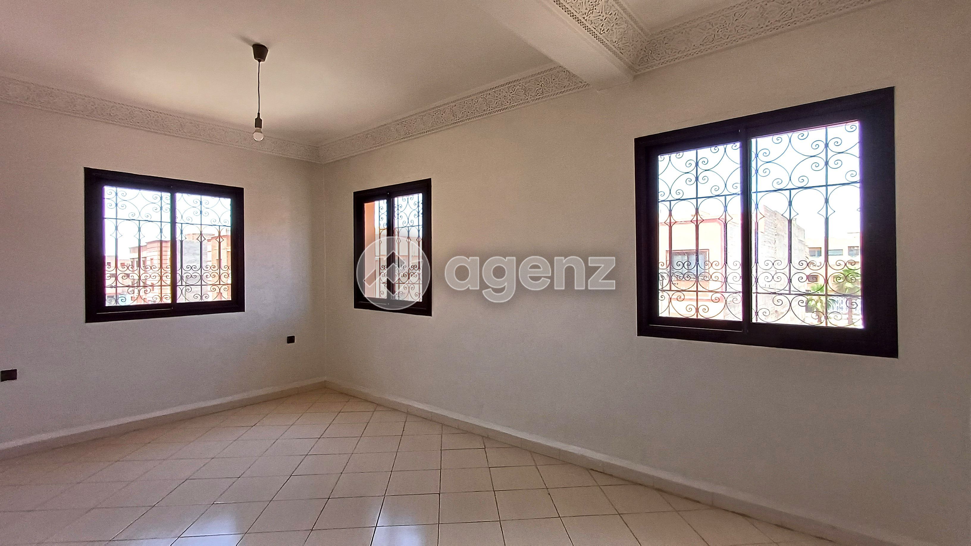 Appartement à vendre à Hay Al Massar