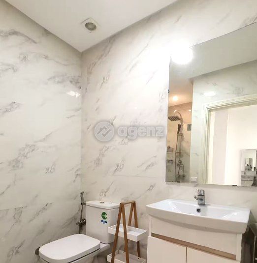 Superbe Appartement de 2 chambres sur rond point d Europe — 3