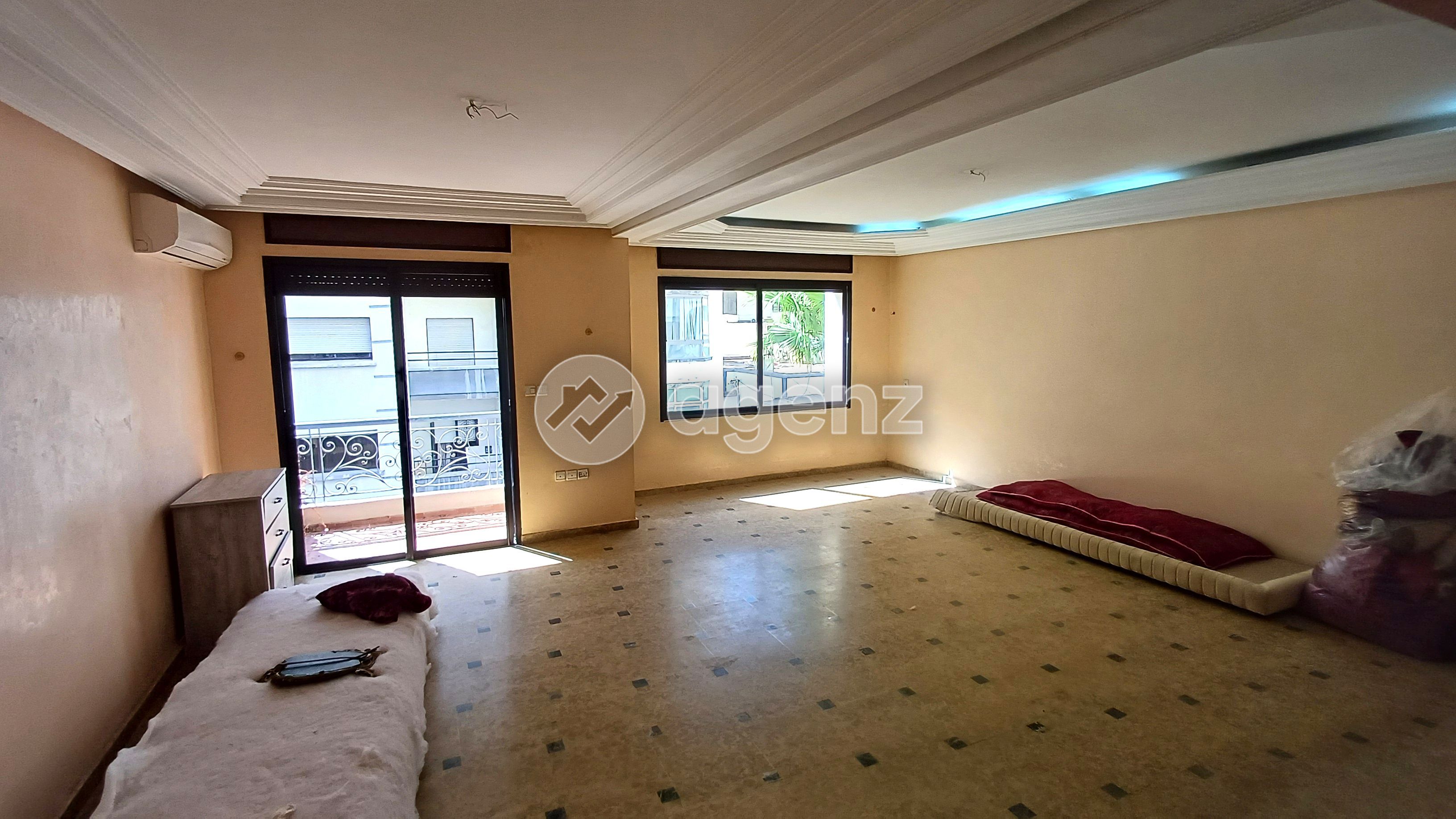 UN APPARTEMENT FAMILIAL LUMINEUX & BIEN SITUÉ