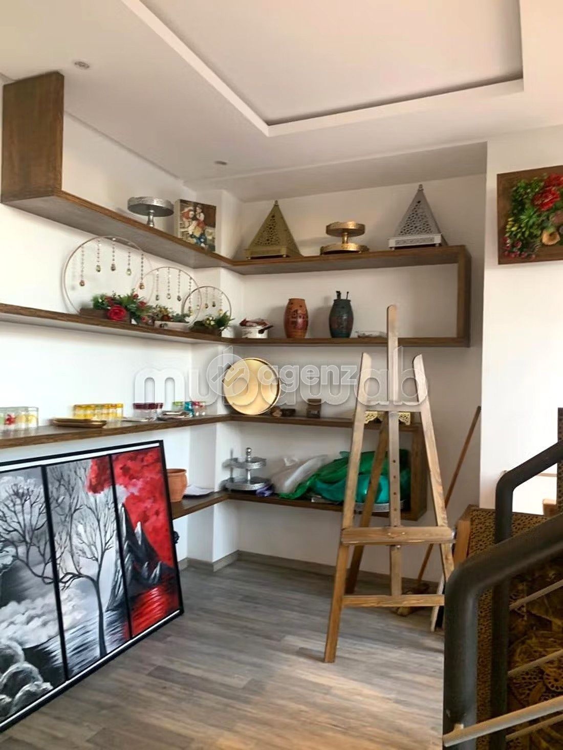 Magasin commercial à vendre IbnTachfine 
Casablanca — 2