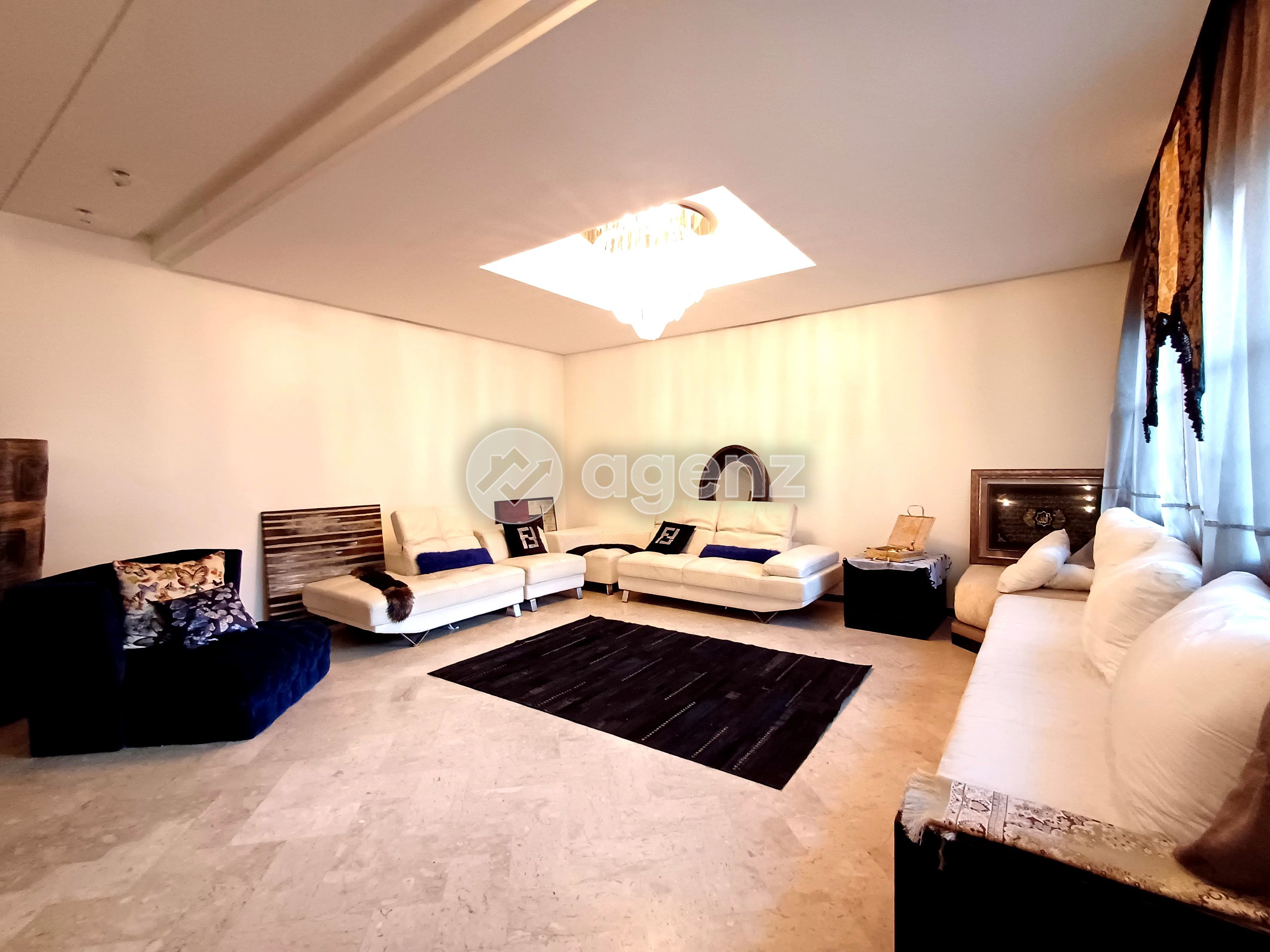 Appartement à vendre à Les Hôpitaux — 4