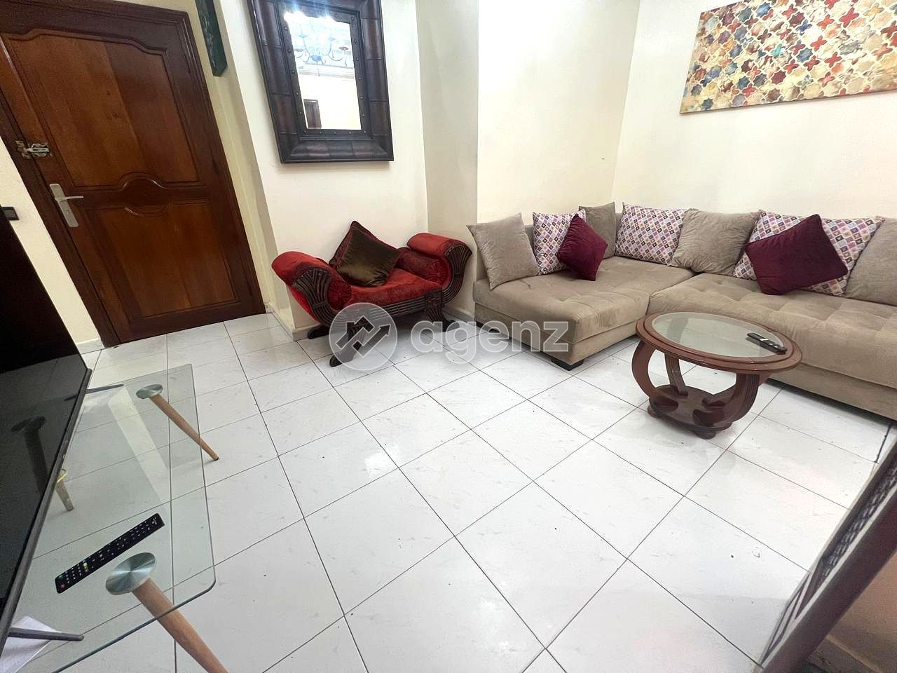 Appartement à vendre à Les Hôpitaux — 4