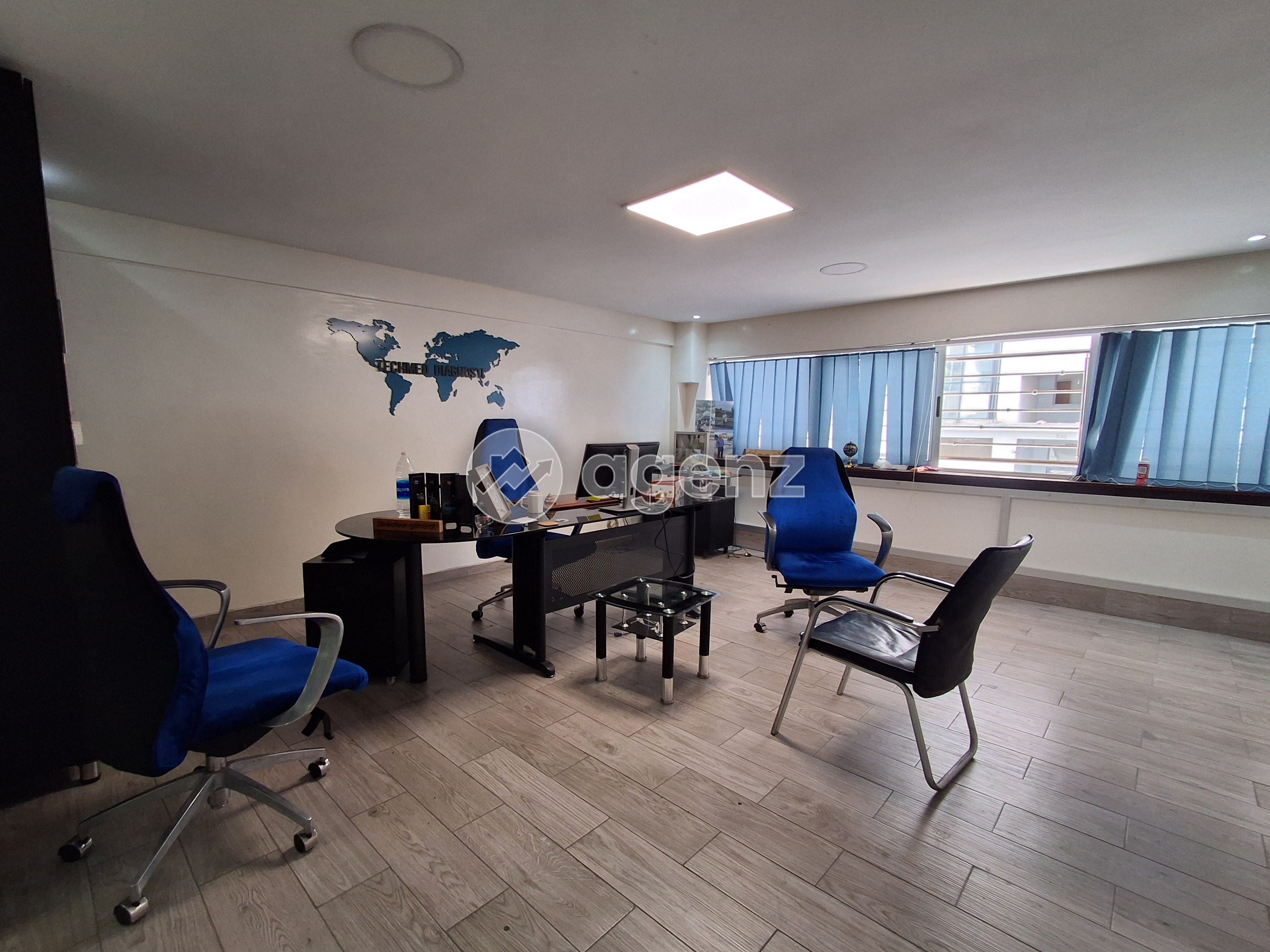 Local commercial – Bureaux aménagés