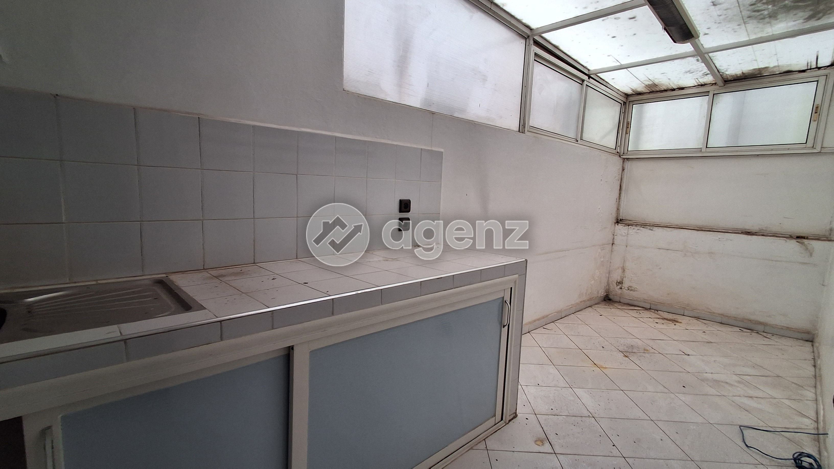 Appartement spacieux à usage professionnel — 3