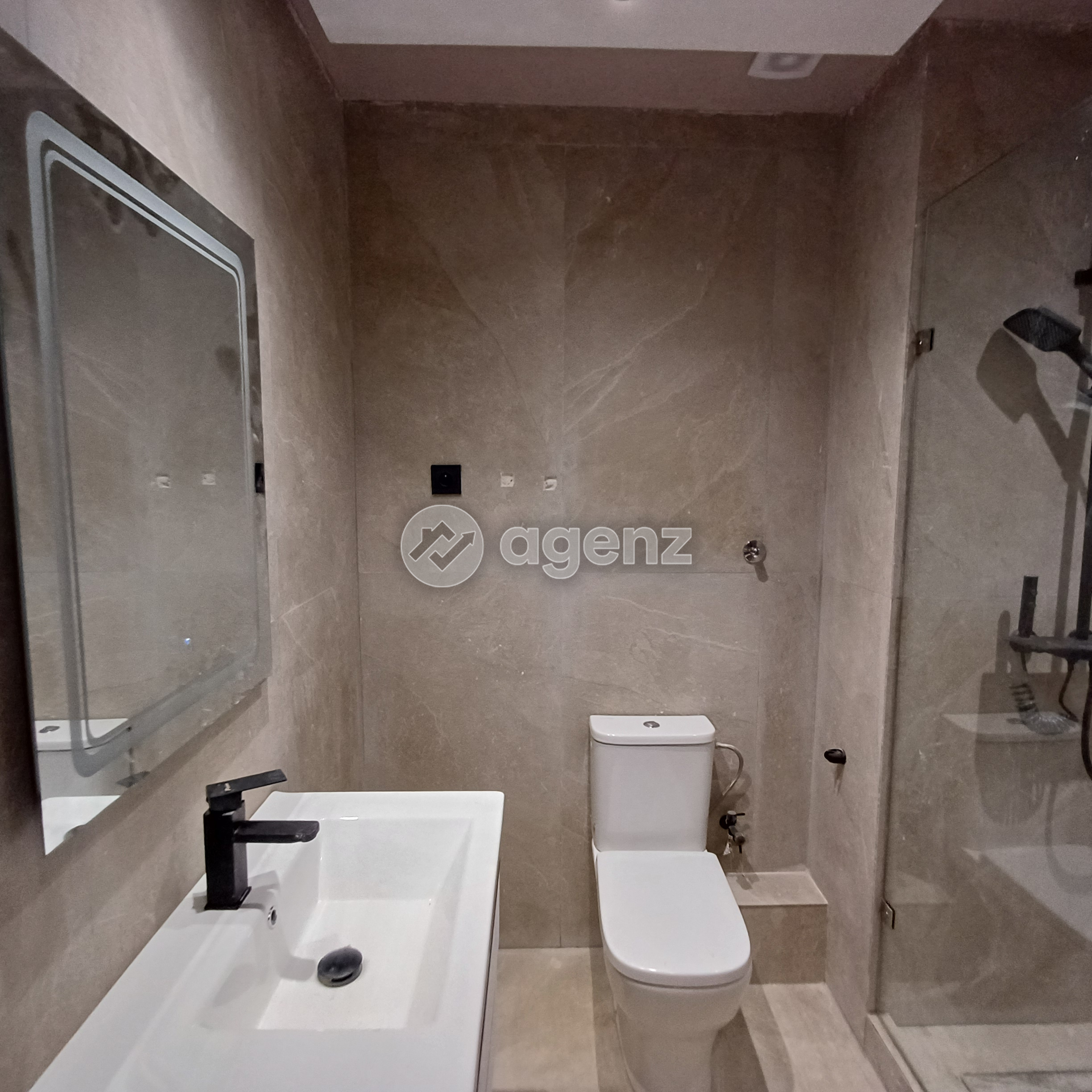 Prestigieux Appartement de 1 chambre à vendre — 5
