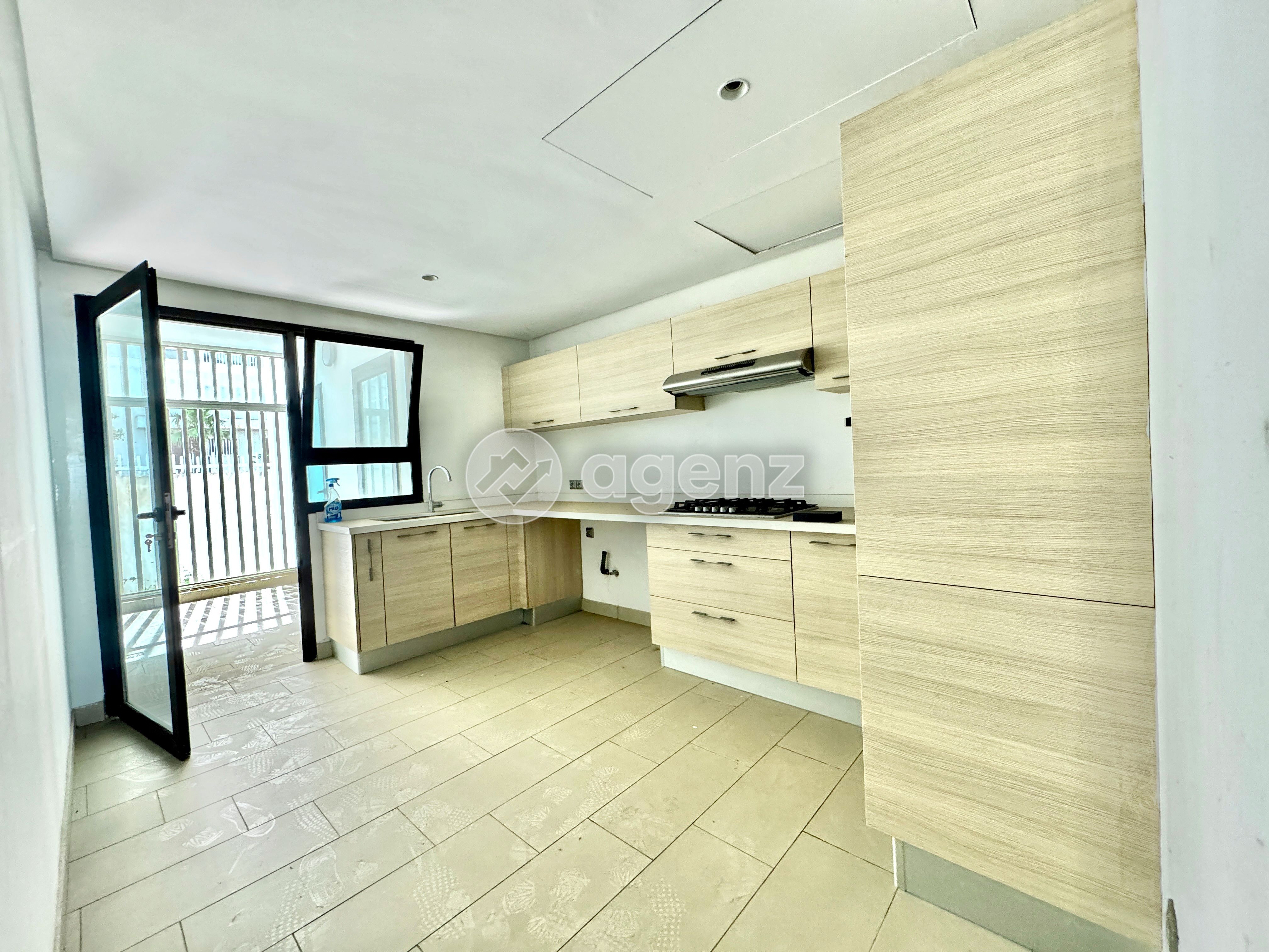 Splendide Appartement de 2 chambres à vendre à Ain Diab Extension — 5