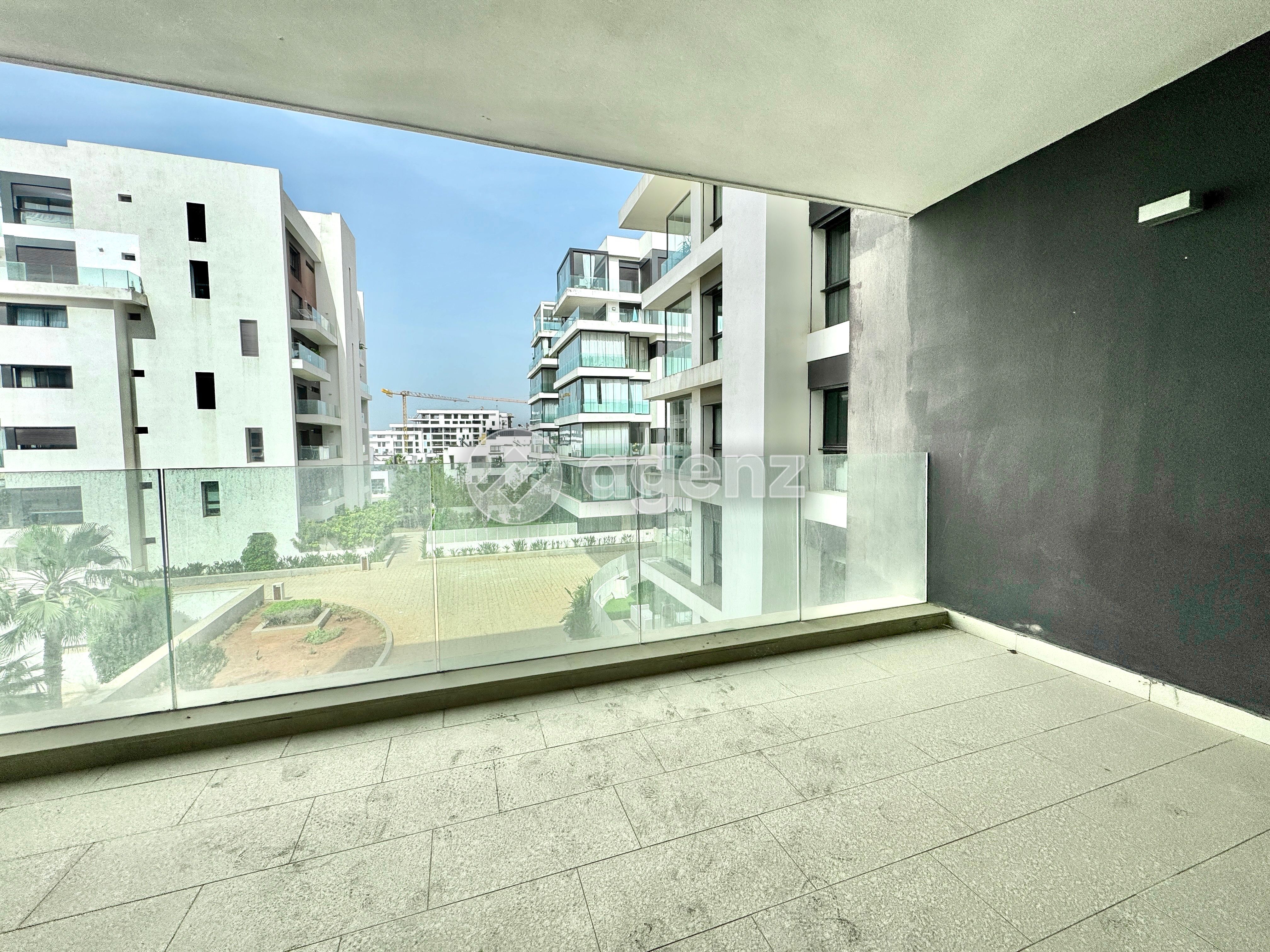 Splendide Appartement de 2 chambres à vendre à Ain Diab Extension